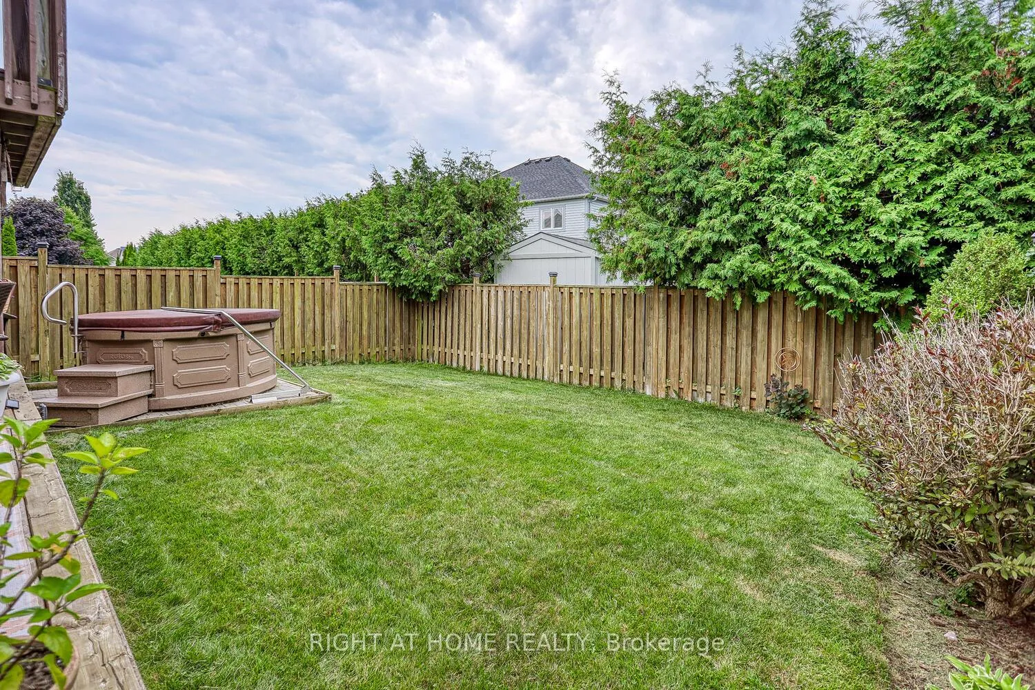 Photo 35 of 618 Aldershot Drive, Oshawa, Eastdale — HOMEH