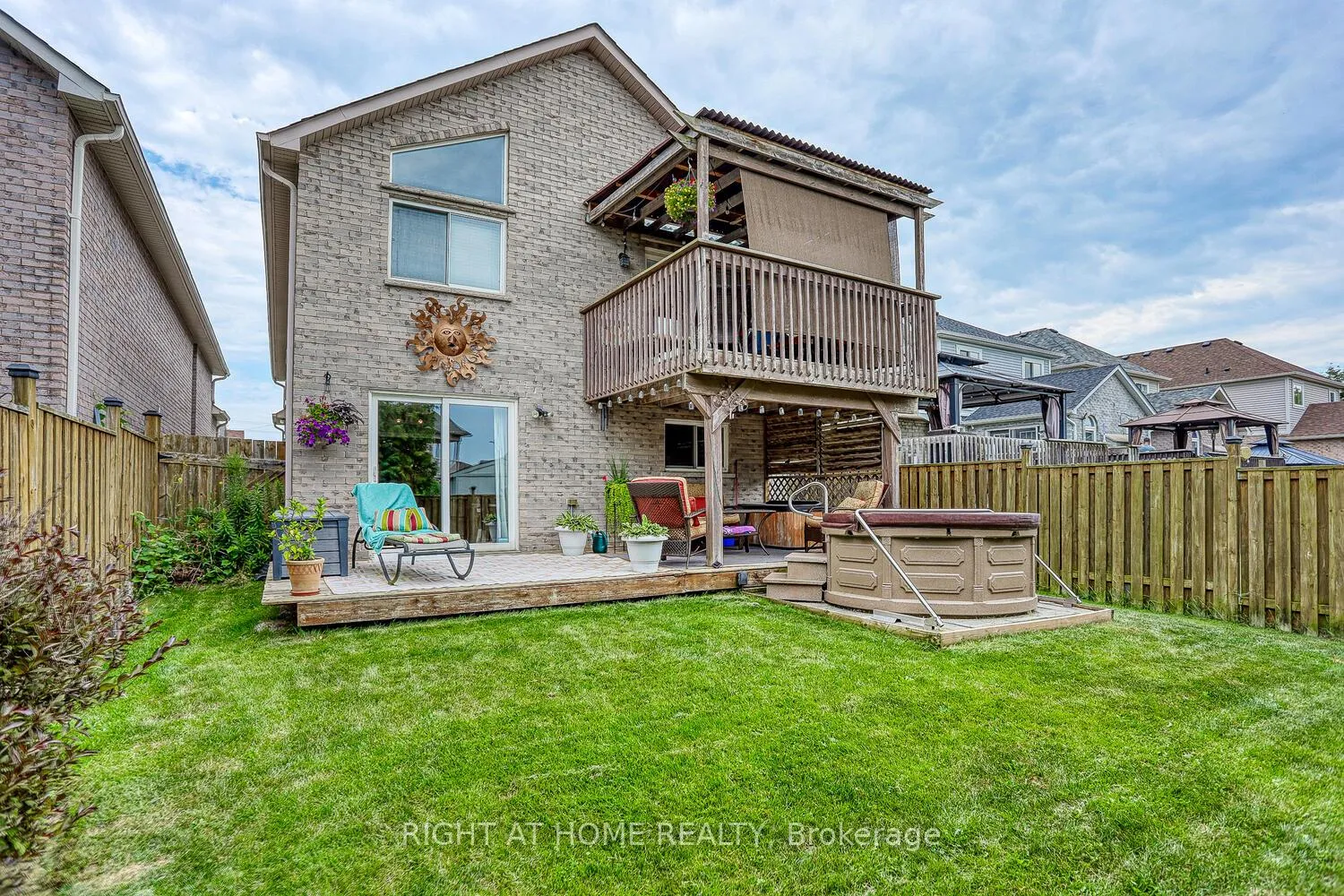 Photo 37 of 618 Aldershot Drive, Oshawa, Eastdale — HOMEH