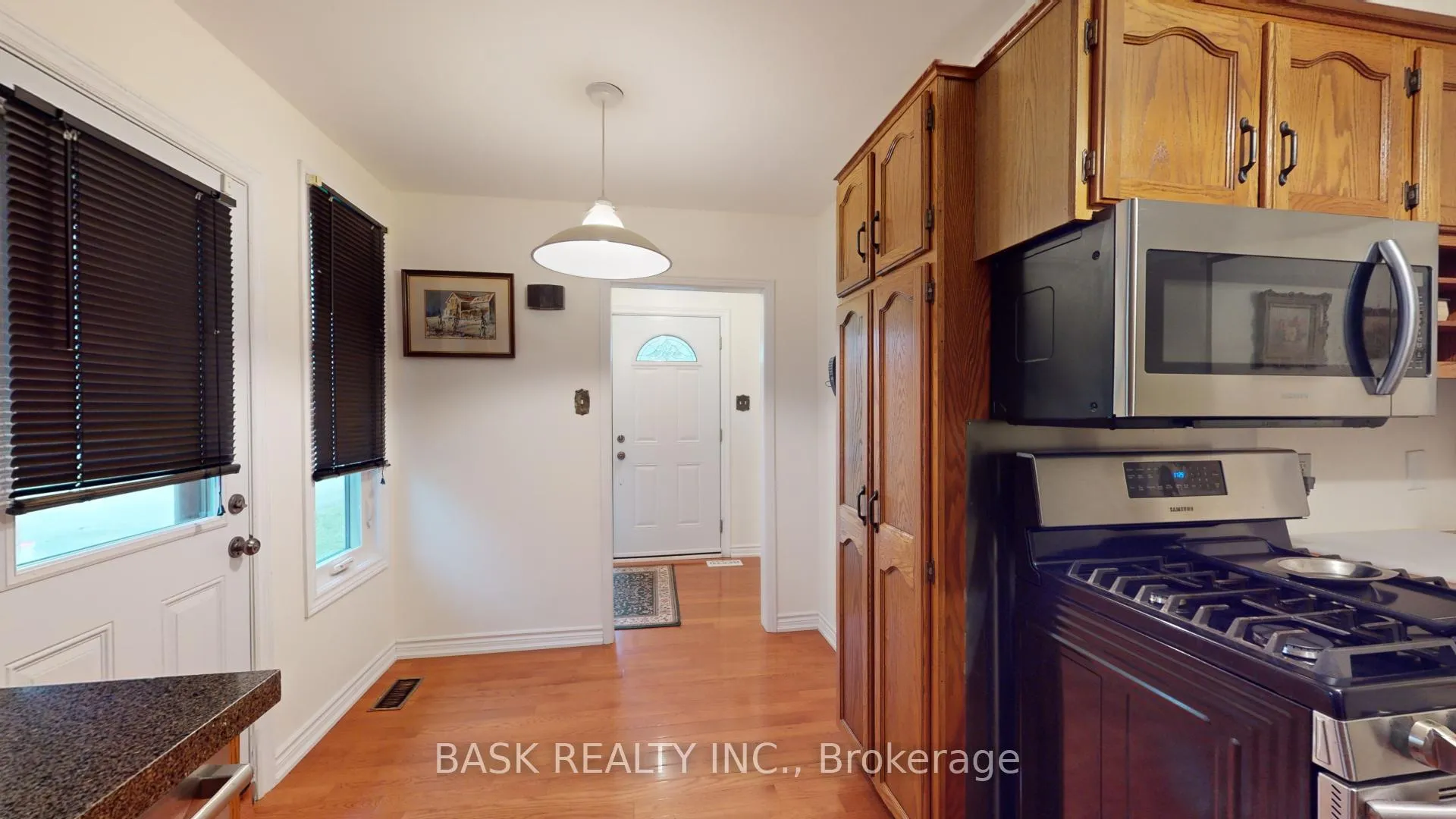 Photo 13 of 119 Hillbrook Crescent, Kitchener — HOMEH