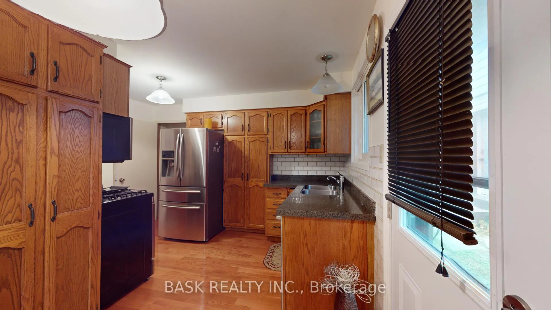 Photo 16 of 119 Hillbrook Crescent, Kitchener — HOMEH