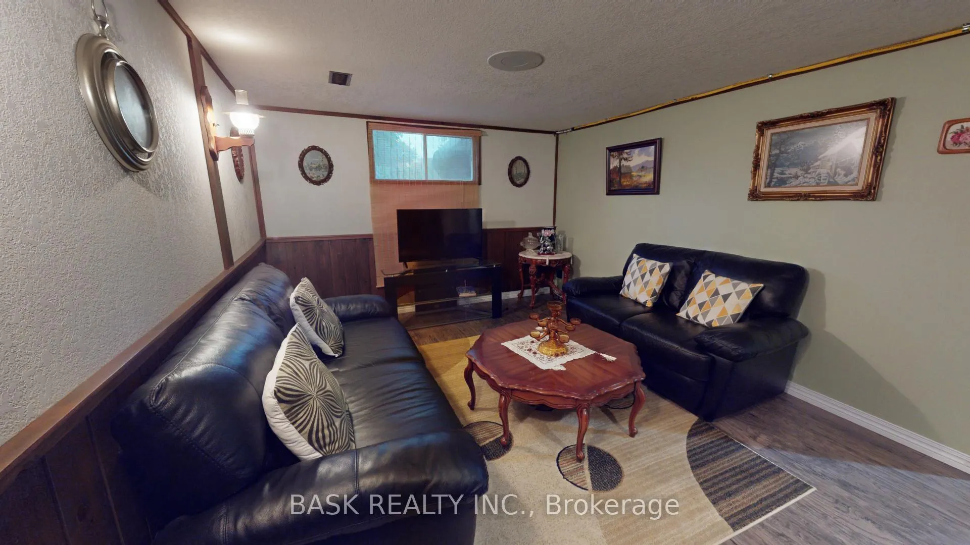 Photo 30 of 119 Hillbrook Crescent, Kitchener — HOMEH