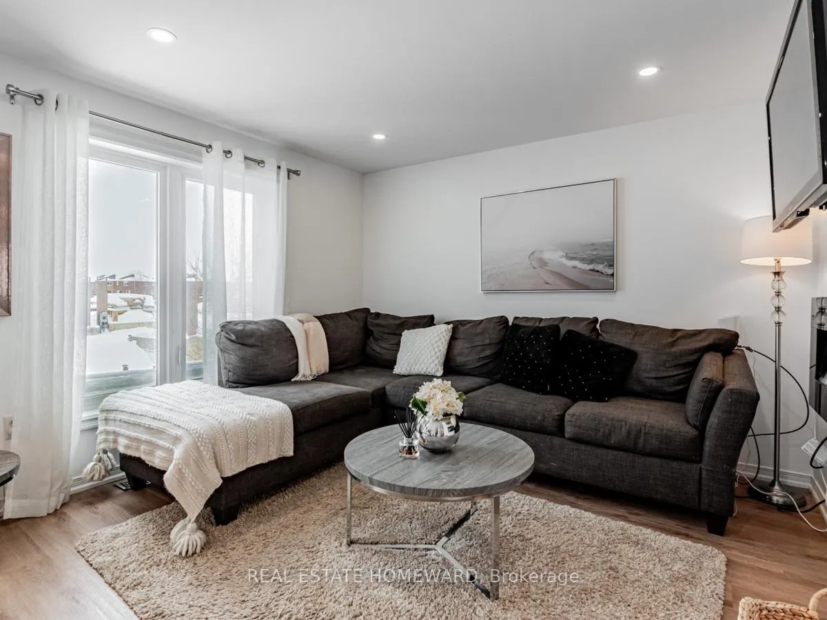 Photo 13 of 2033 Swan Street, Innisfil, Alcona — HOMEH