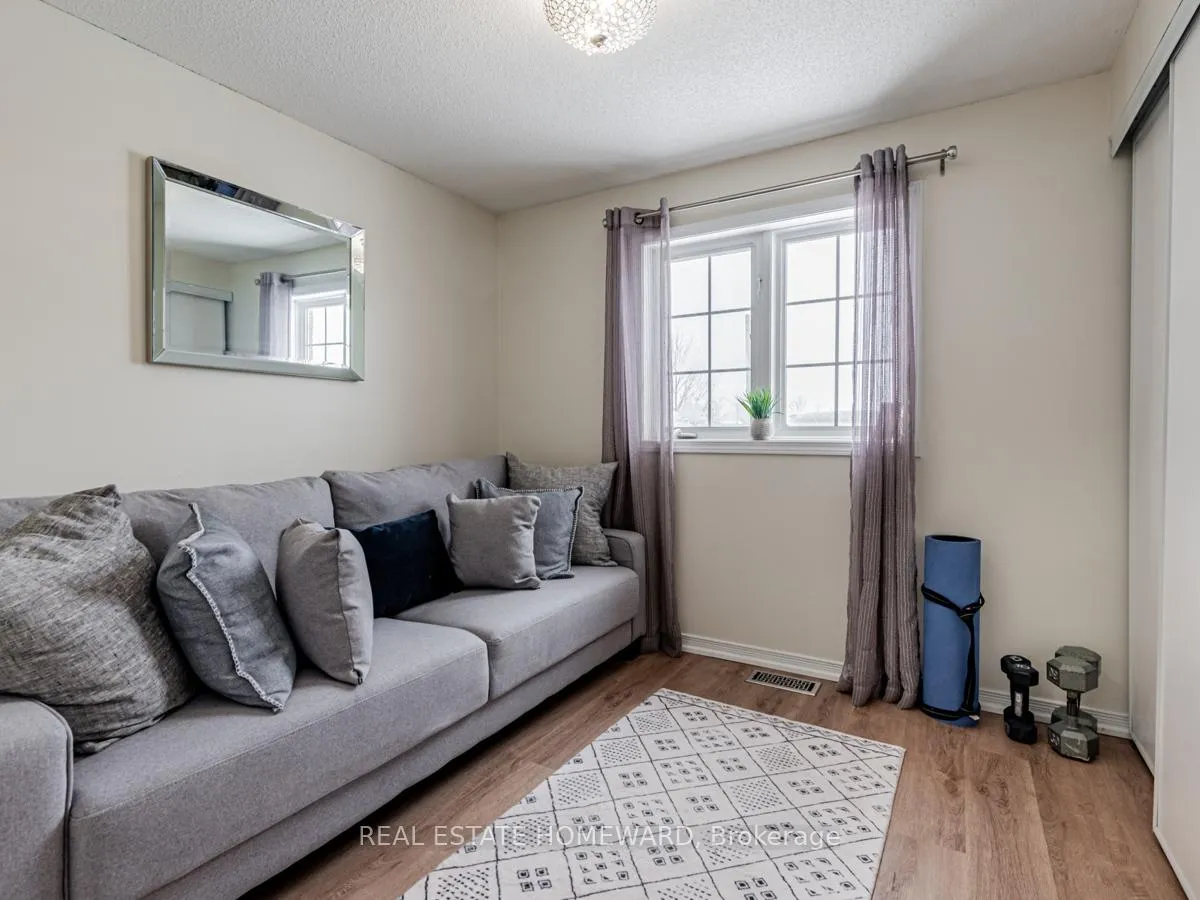Photo 24 of 2033 Swan Street, Innisfil, Alcona — HOMEH