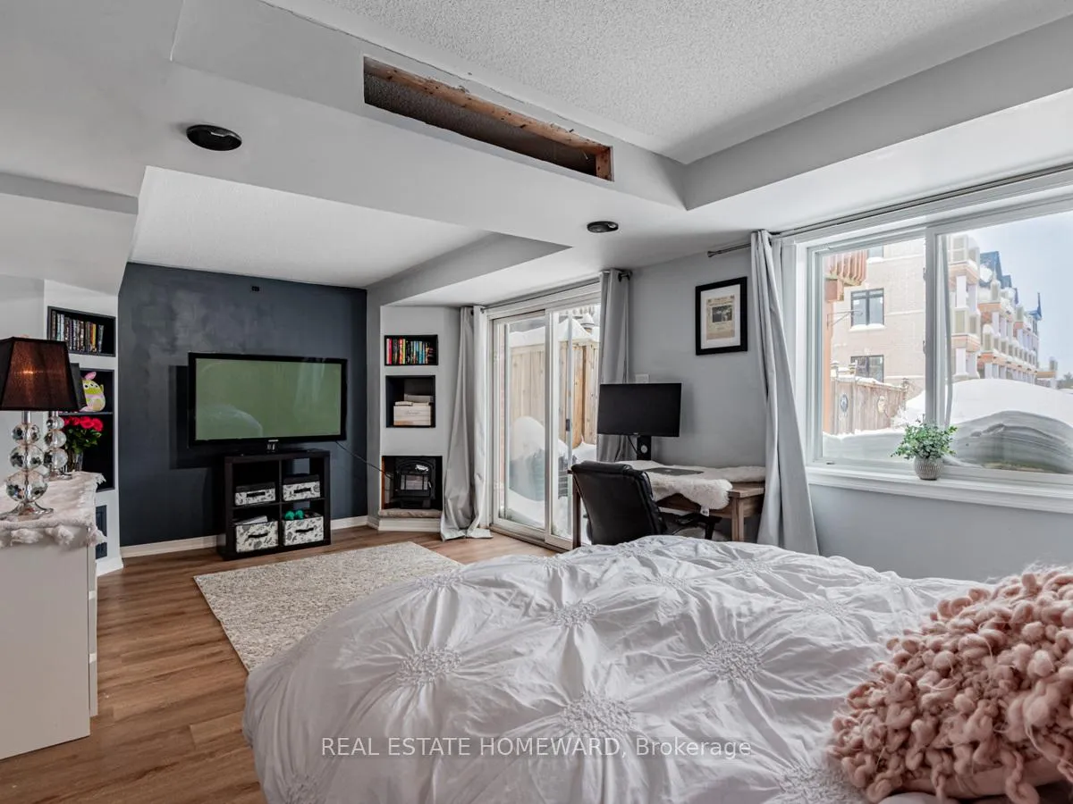 Photo 28 of 2033 Swan Street, Innisfil, Alcona — HOMEH