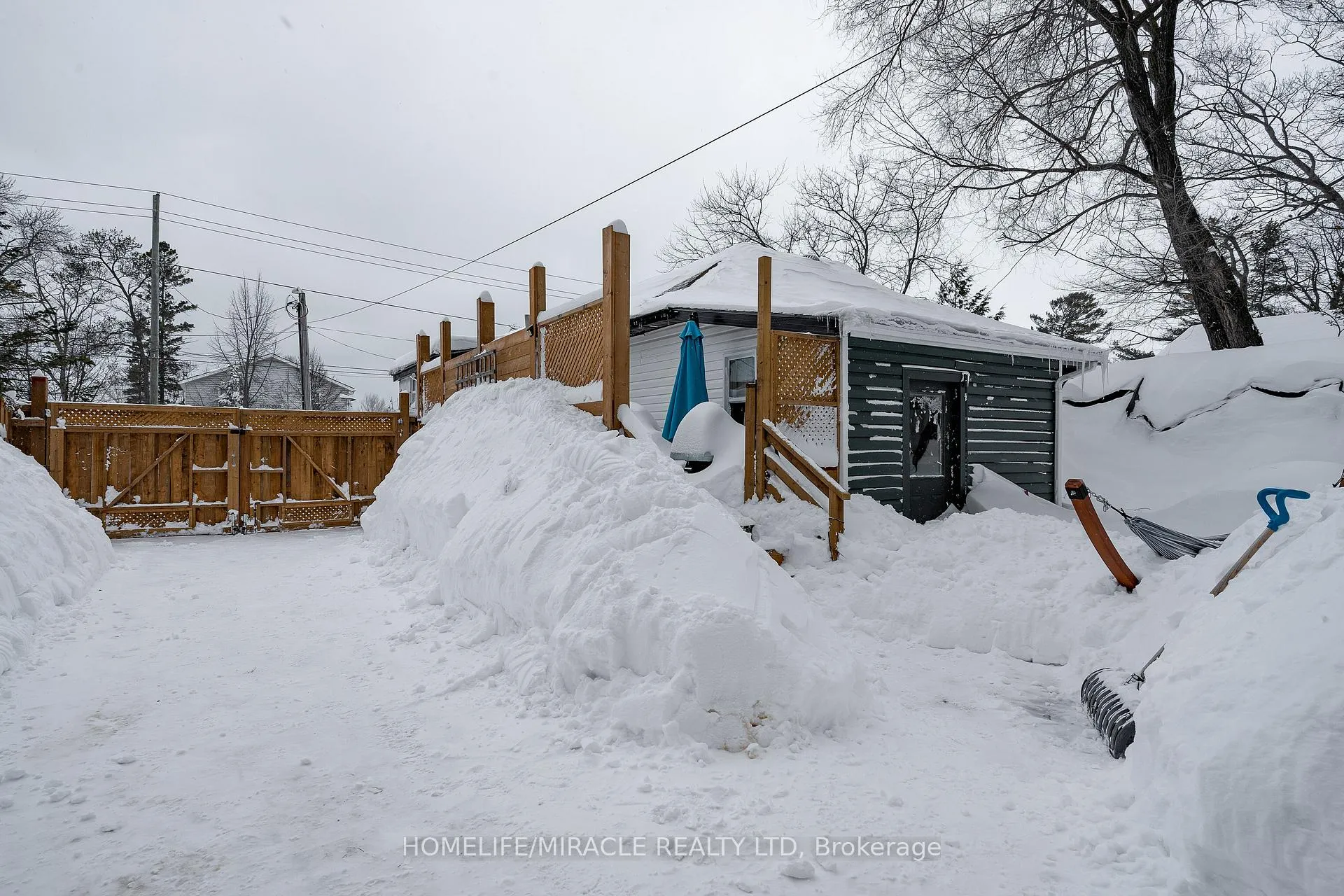Photo 2 of 101 River Road E, Wasaga Beach — HOMEH