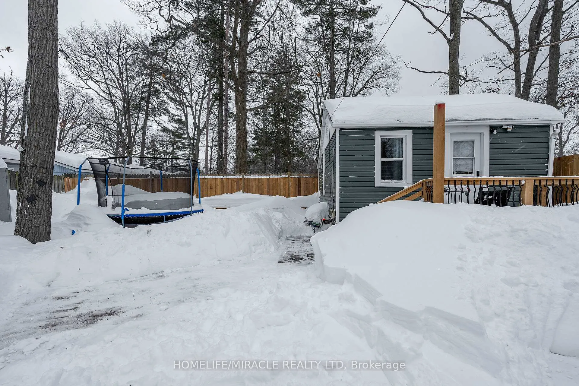 Photo 13 of 101 River Road E, Wasaga Beach — HOMEH