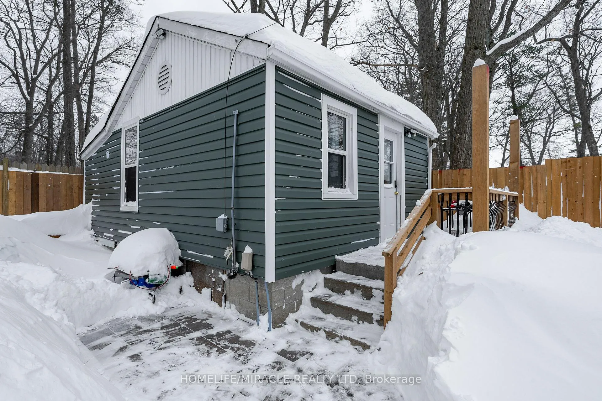 Photo 14 of 101 River Road E, Wasaga Beach — HOMEH