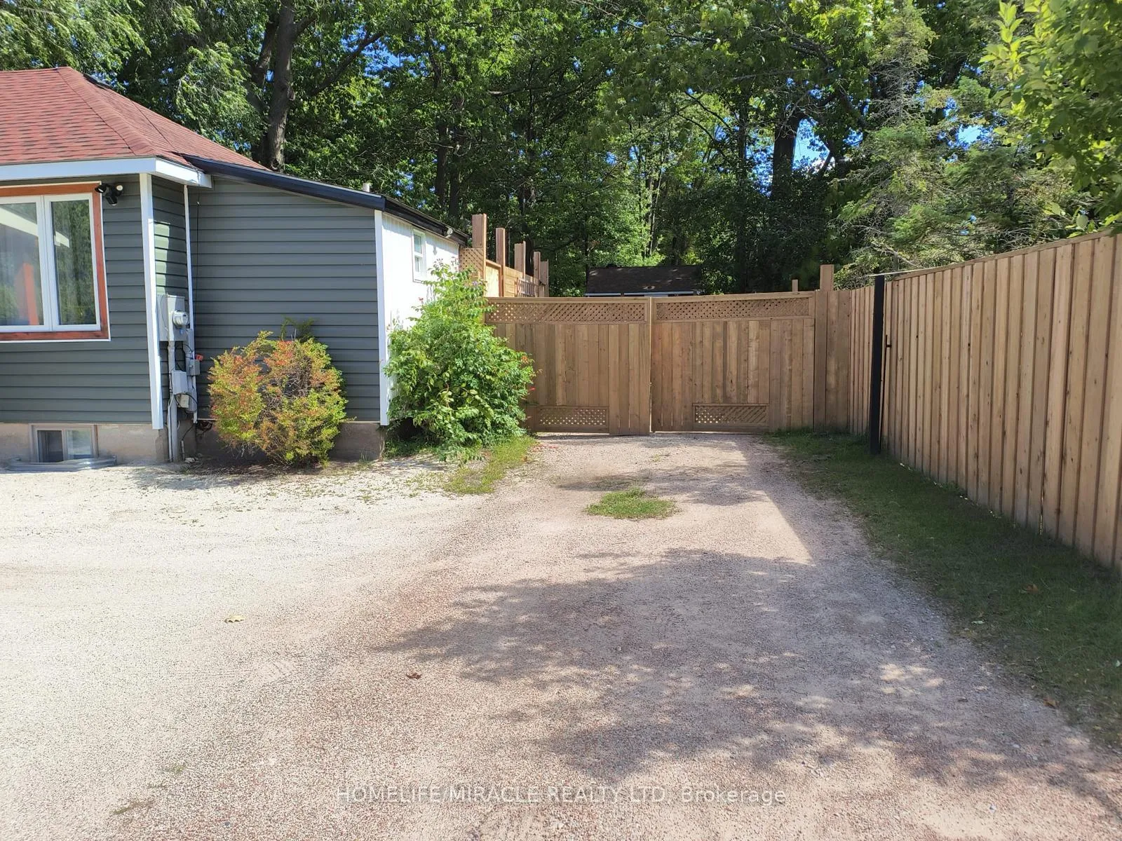 Photo 42 of 101 River Road E, Wasaga Beach — HOMEH