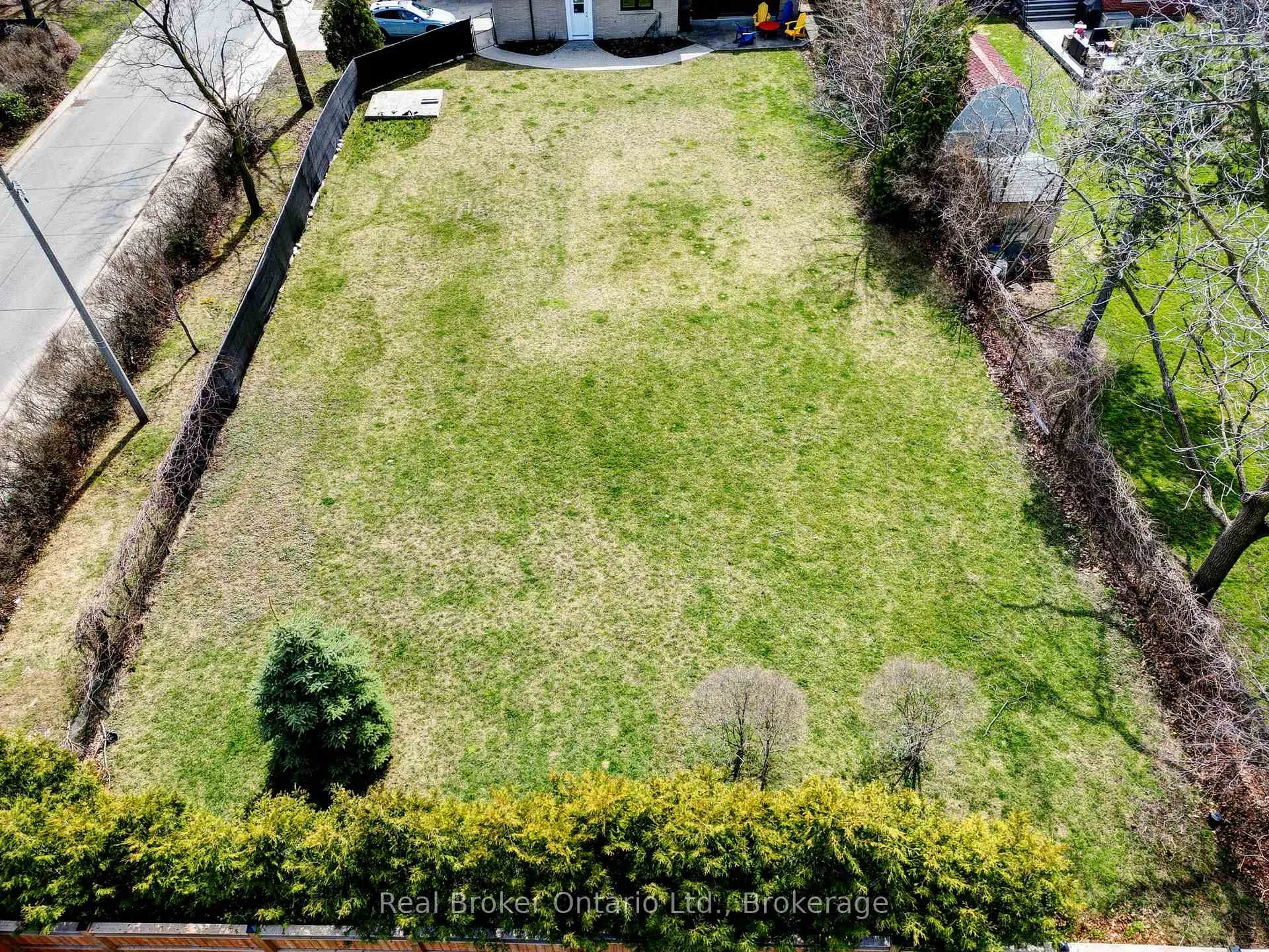 Photo 15 of 56 East 43Rd Street, Hamilton, Sunninghill — HOMEH