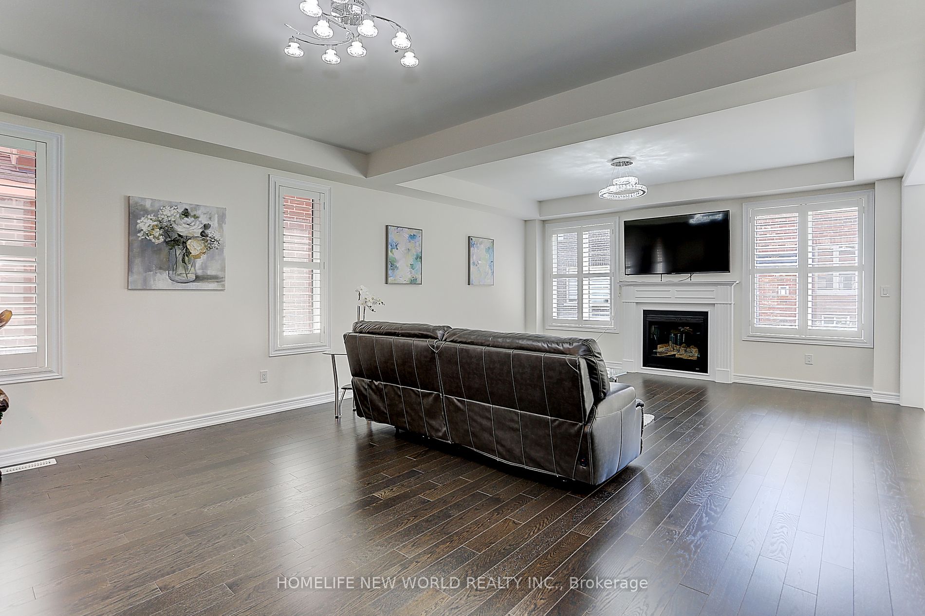 Photo 5 of 2410 Florentine Place, Pickering, Rural Pickering — HOMEH