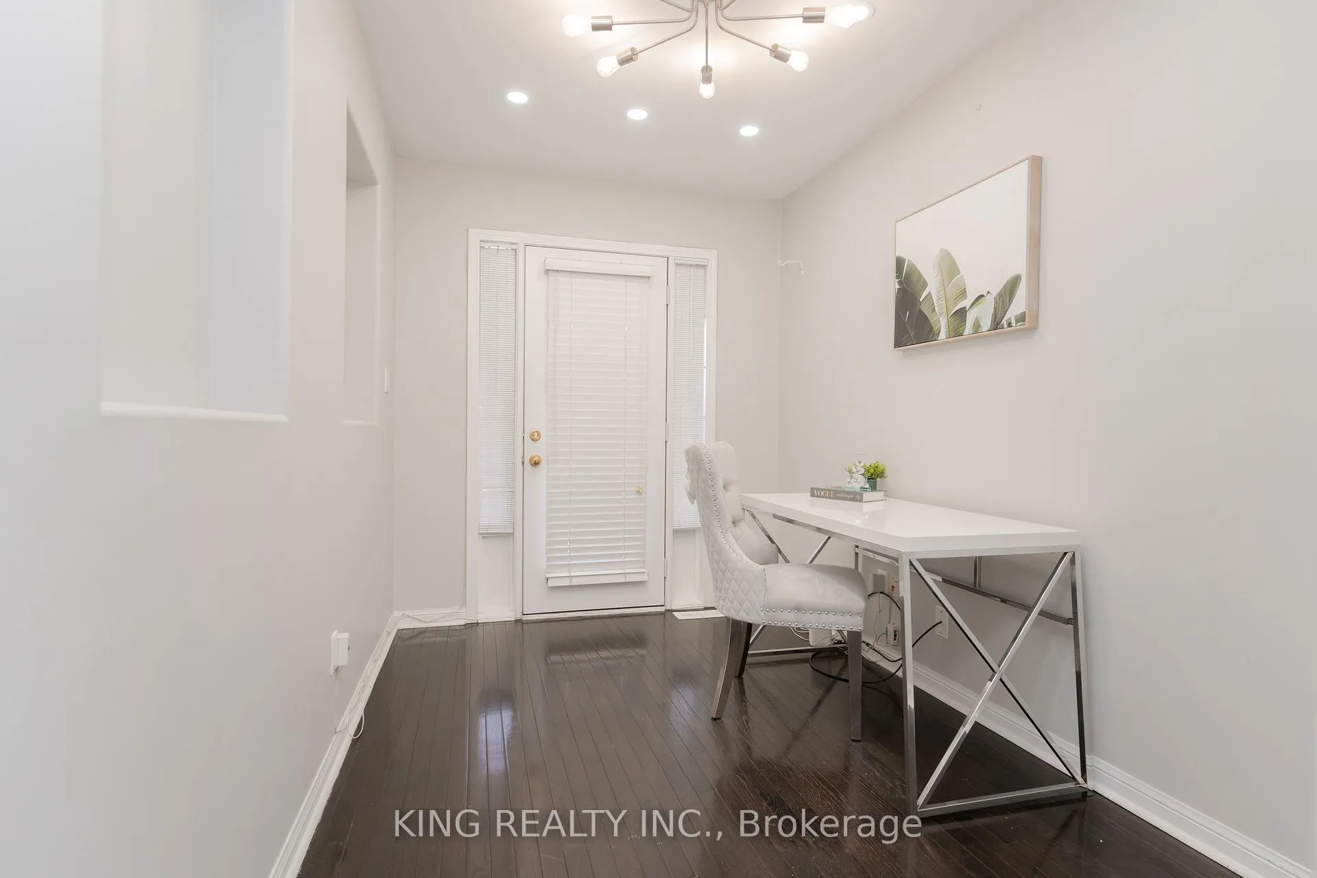 Photo 4 of 54 Coachlight Crescent S, Brampton, Vales of Castlemore — HOMEH