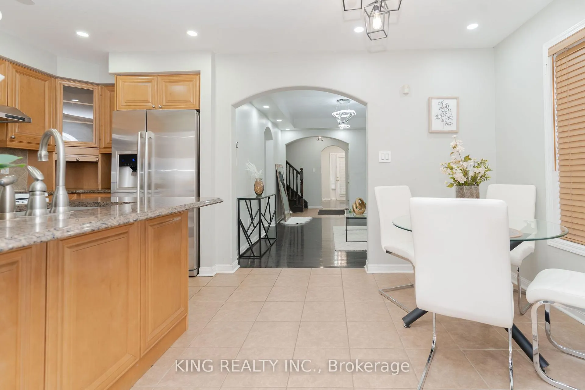 Photo 14 of 54 Coachlight Crescent S, Brampton, Vales of Castlemore — HOMEH