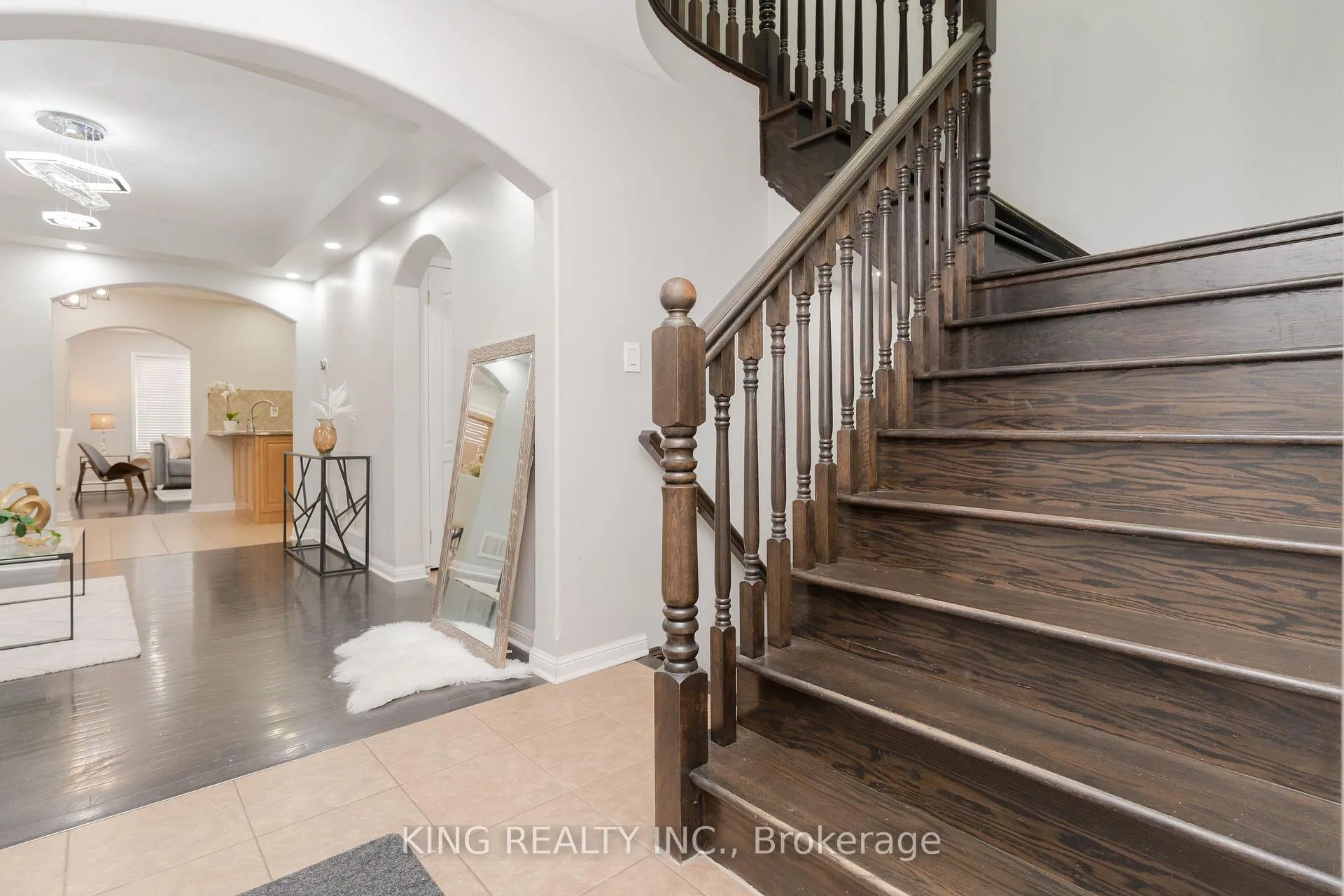 Photo 16 of 54 Coachlight Crescent S, Brampton, Vales of Castlemore — HOMEH