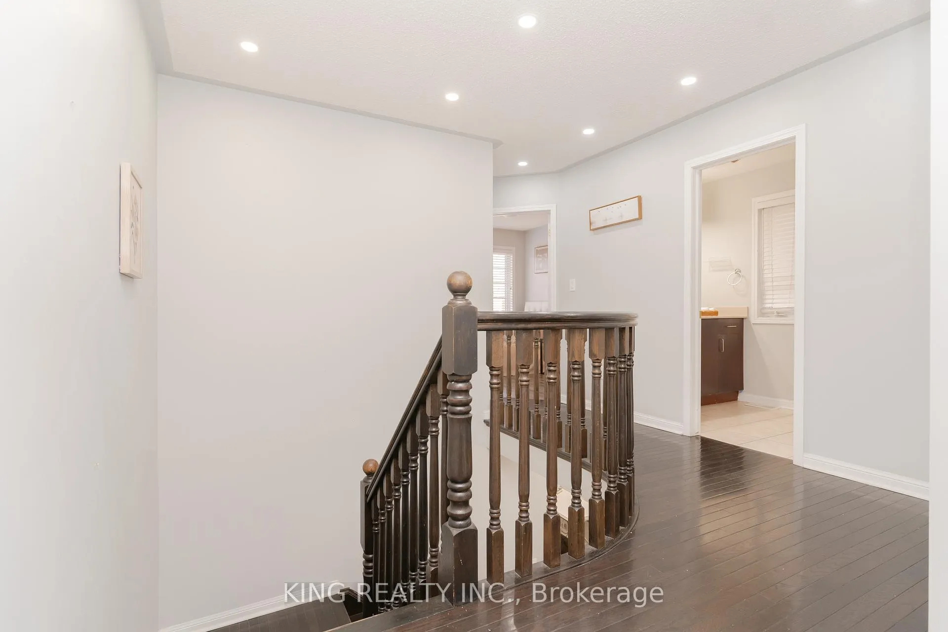 Photo 17 of 54 Coachlight Crescent S, Brampton, Vales of Castlemore — HOMEH