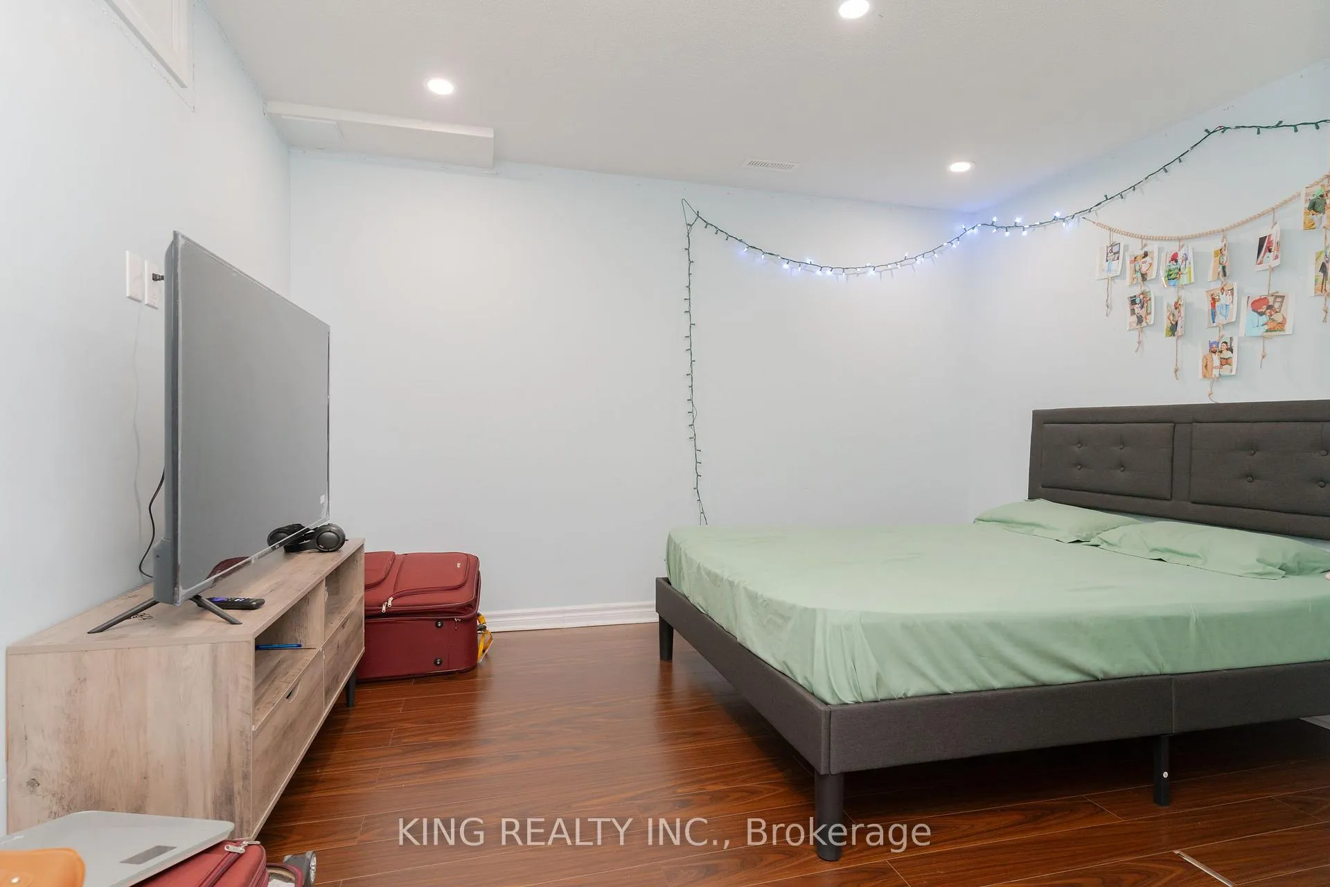 Photo 37 of 54 Coachlight Crescent S, Brampton, Vales of Castlemore — HOMEH