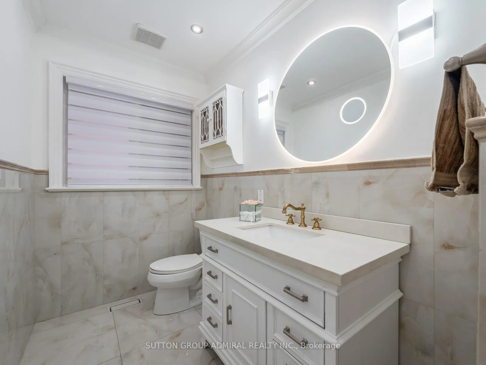 Photo 17 of 21 Lawrie Road, Vaughan, Beverley Glen — HOMEH