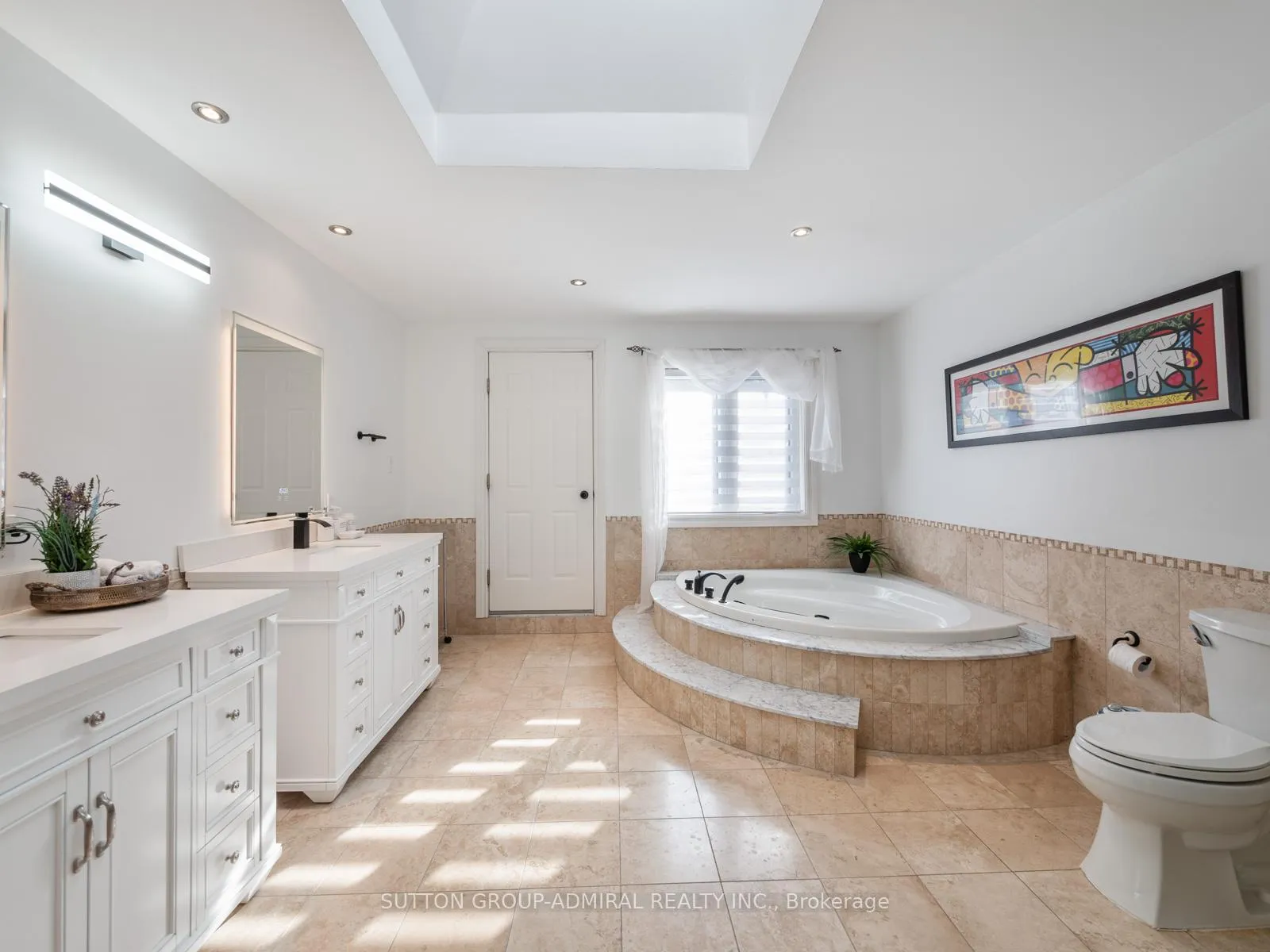 Photo 22 of 21 Lawrie Road, Vaughan, Beverley Glen — HOMEH