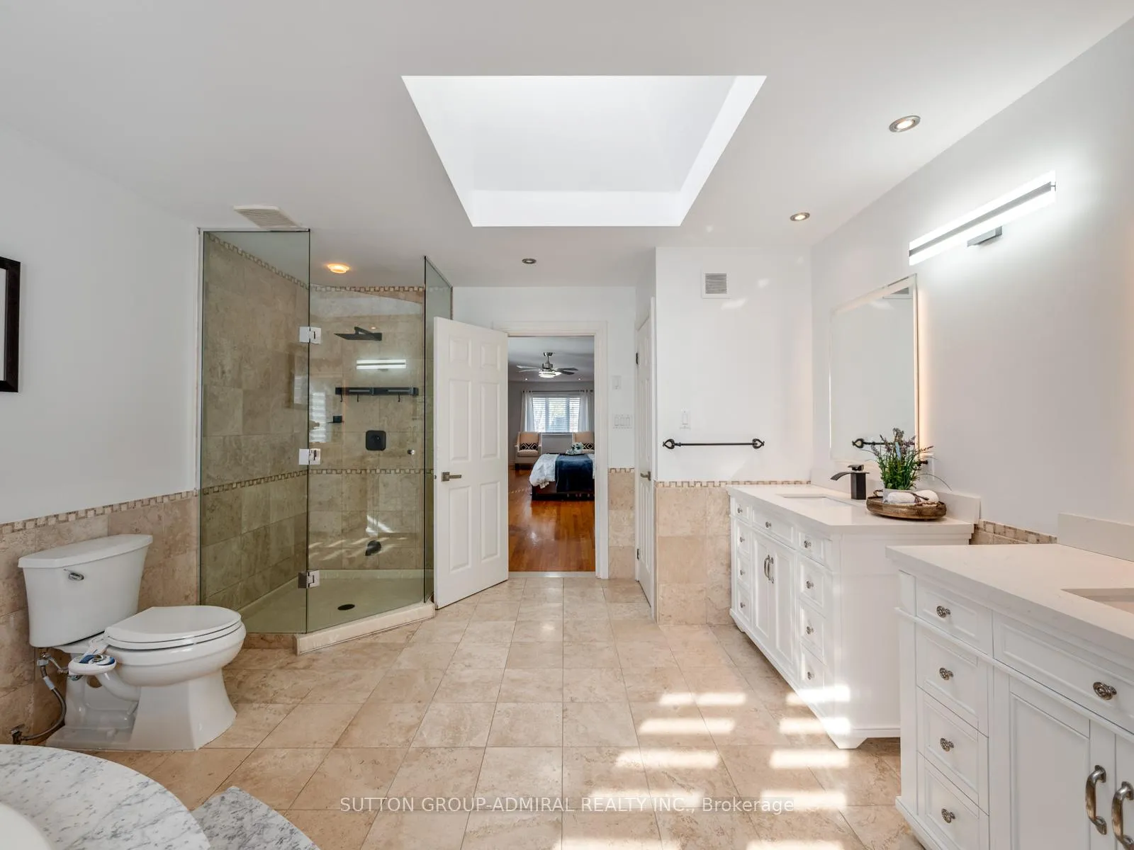 Photo 23 of 21 Lawrie Road, Vaughan, Beverley Glen — HOMEH
