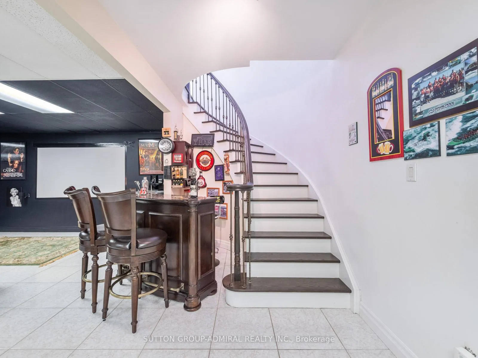 Photo 32 of 21 Lawrie Road, Vaughan, Beverley Glen — HOMEH