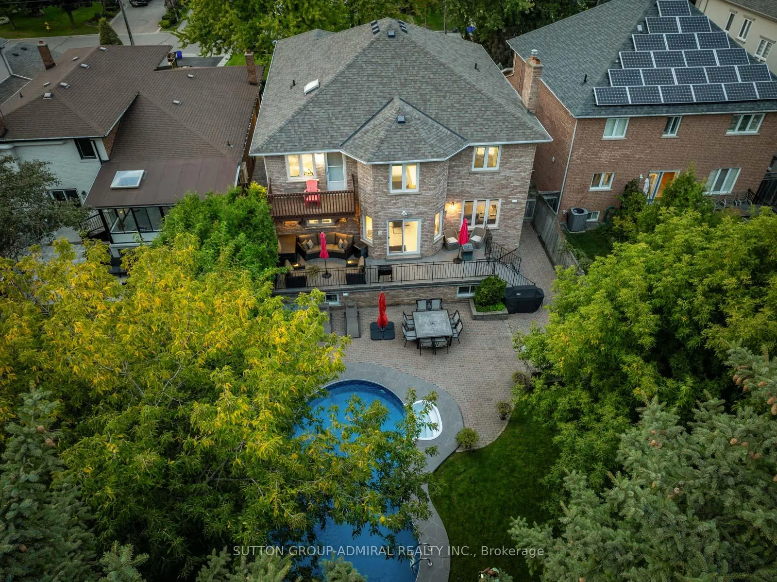 Photo 48 of 21 Lawrie Road, Vaughan, Beverley Glen — HOMEH