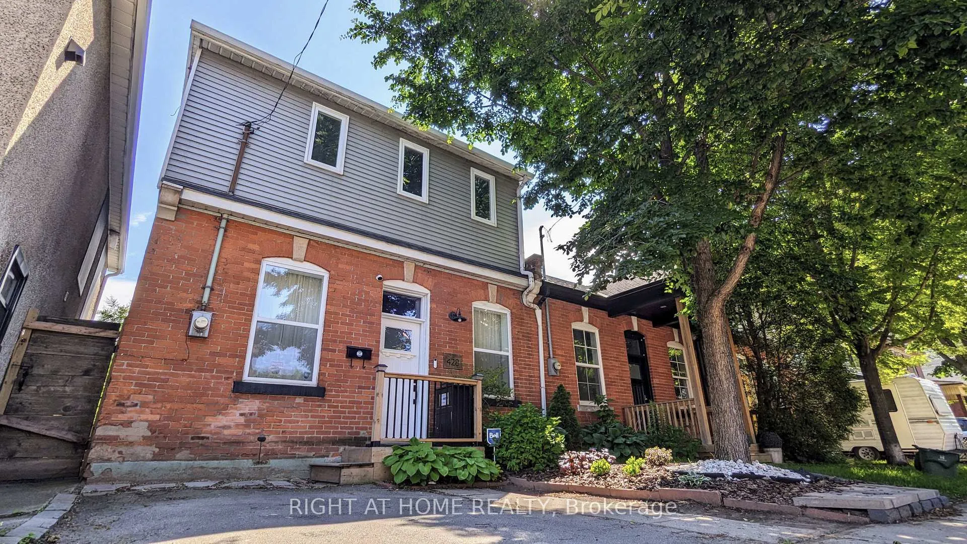 Photo 2 of 428 King William Street, Hamilton, Landsdale — HOMEH