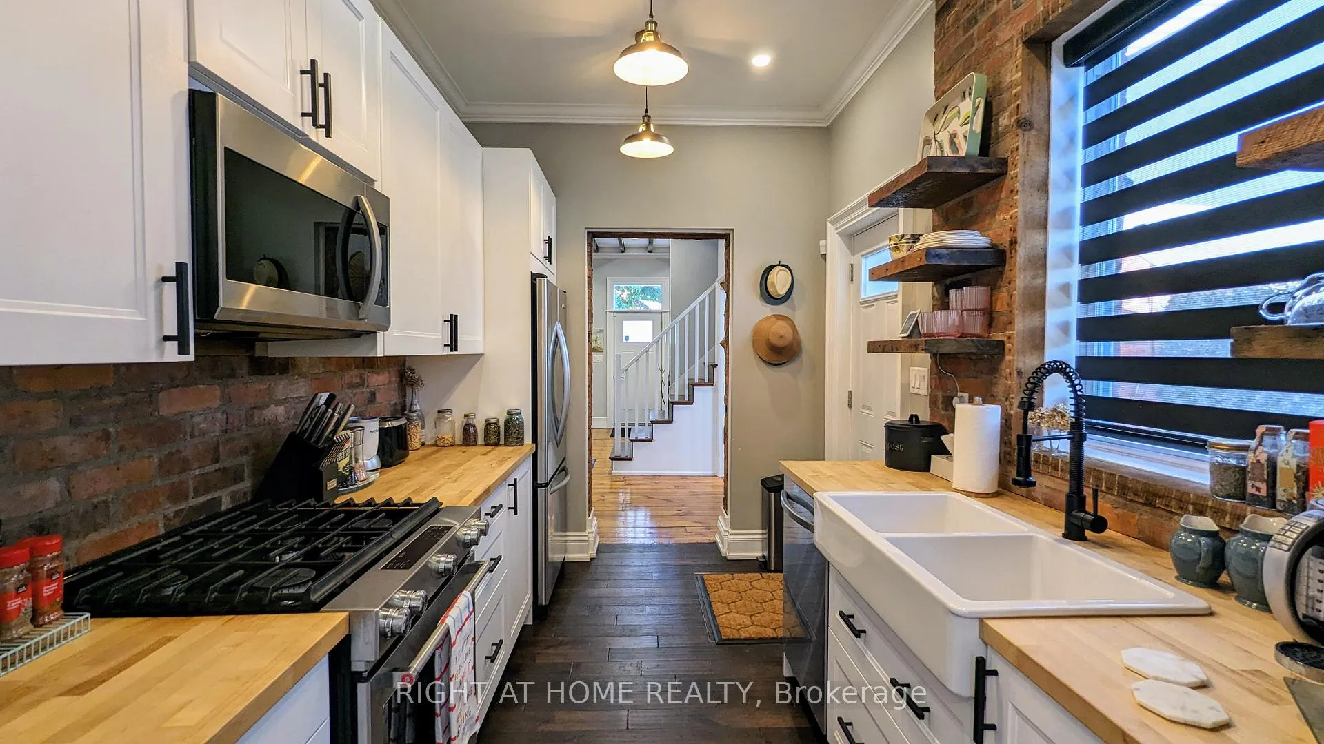 Photo 13 of 428 King William Street, Hamilton, Landsdale — HOMEH