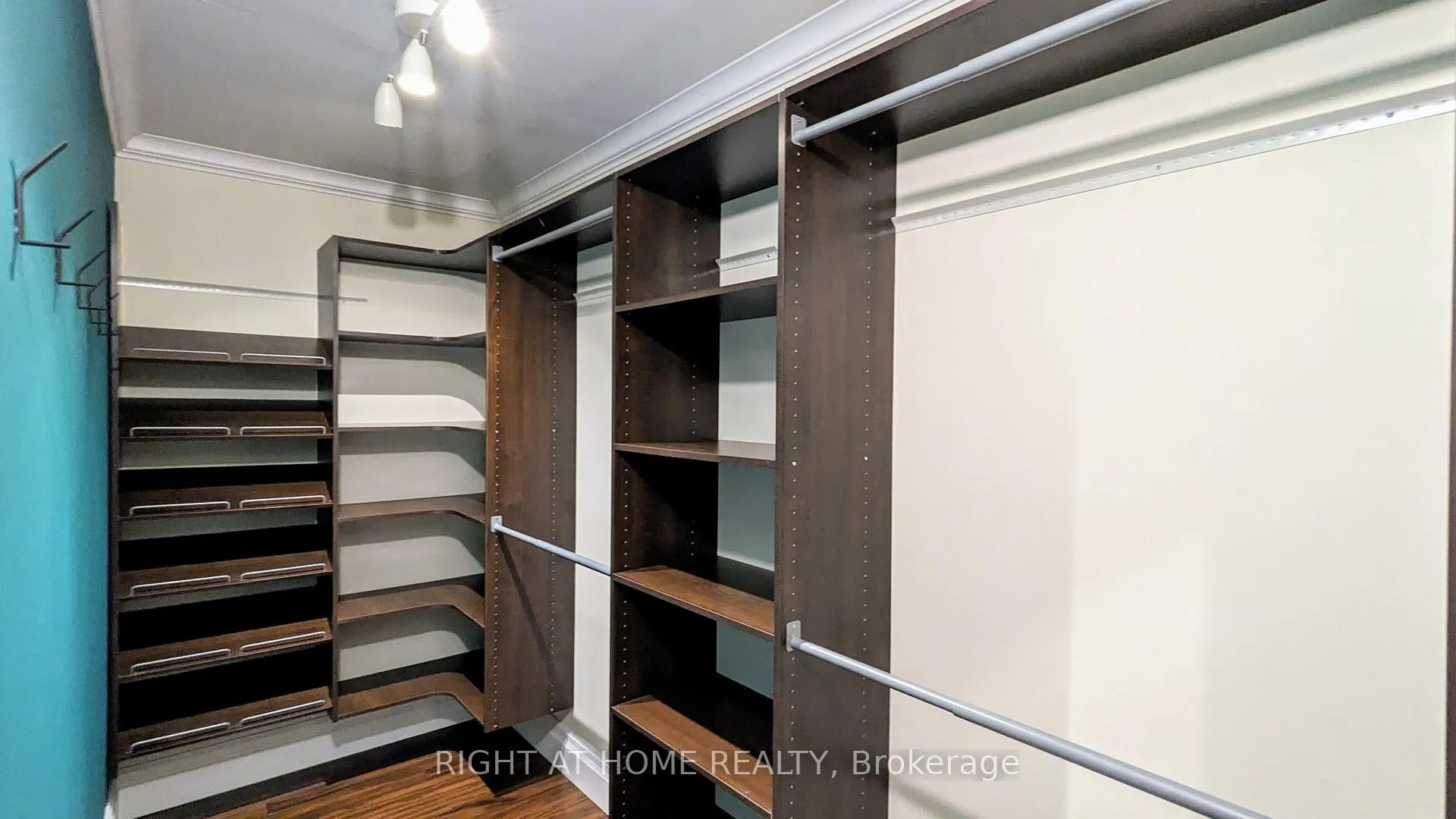 Photo 19 of 428 King William Street, Hamilton, Landsdale — HOMEH