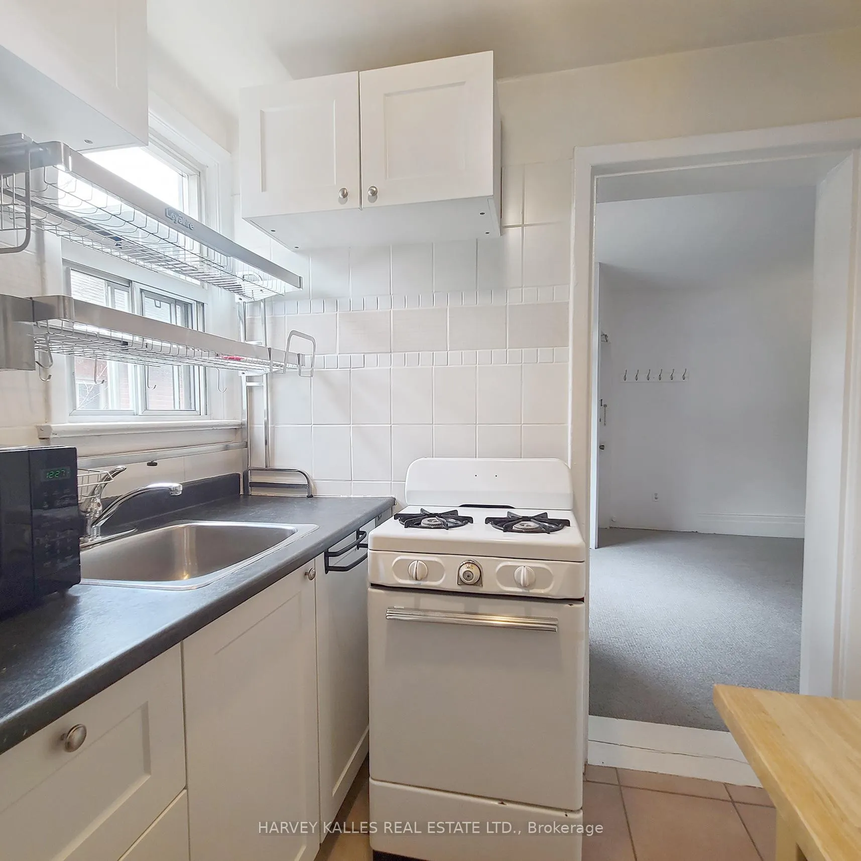 Photo 7 of Unit 207, 7 Admiral Road, Toronto, The Annex — HOMEH