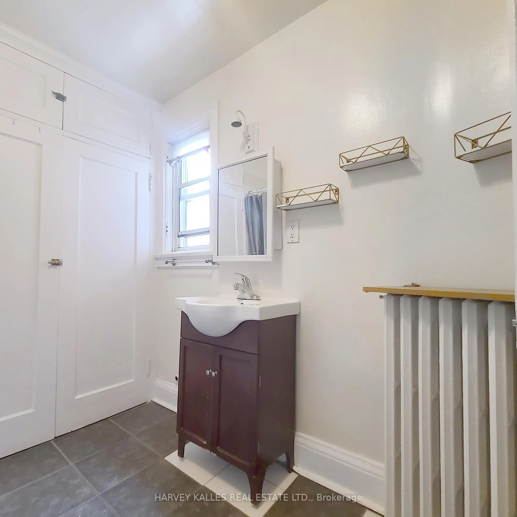 Photo 12 of Unit 207, 7 Admiral Road, Toronto, The Annex — HOMEH
