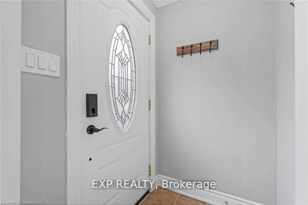 Photo 5 of 494 East 37th Street, Hamilton, Macassa — HOMEH