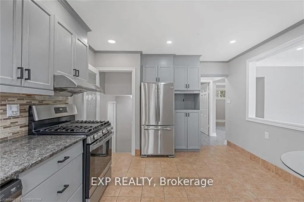 Photo 11 of 494 East 37th Street, Hamilton, Macassa — HOMEH
