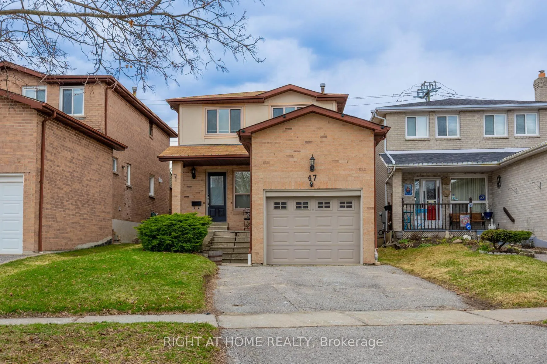 Photo 1 of 47 Woodward Crescent, Ajax, Central — HOMEH
