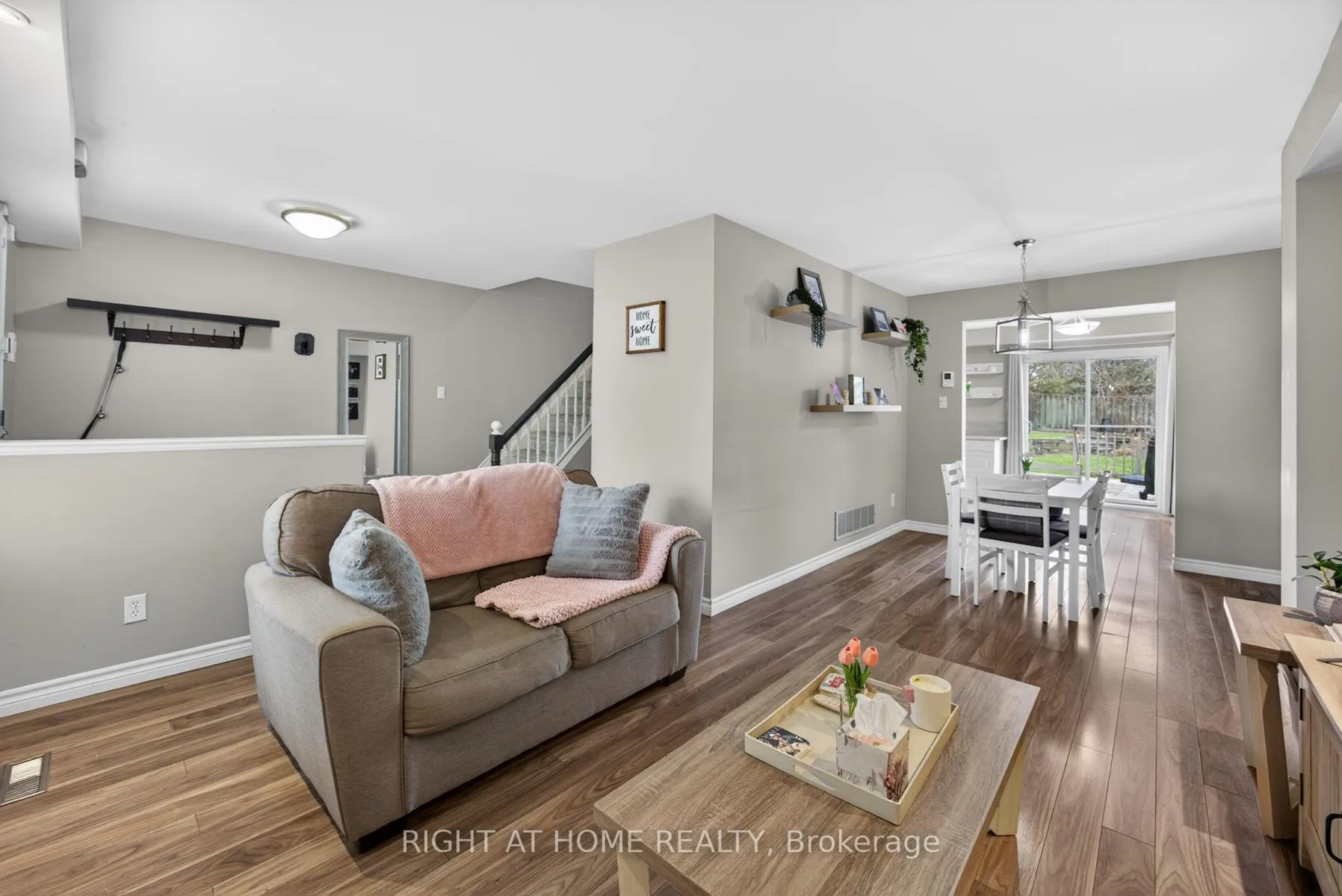 Photo 8 of 47 Woodward Crescent, Ajax, Central — HOMEH