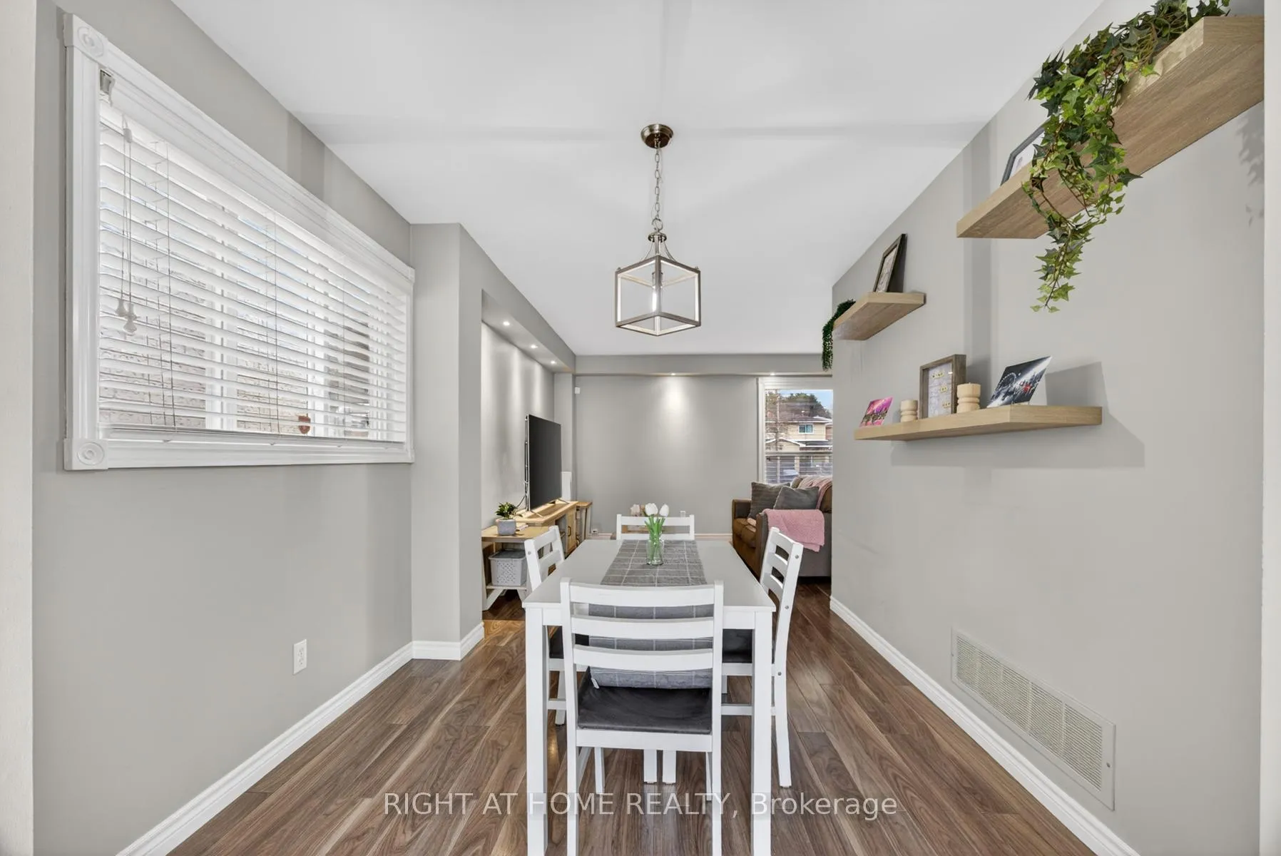 Photo 12 of 47 Woodward Crescent, Ajax, Central — HOMEH