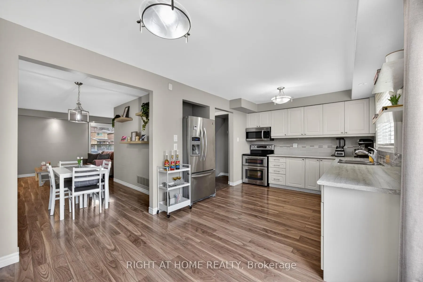 Photo 15 of 47 Woodward Crescent, Ajax, Central — HOMEH