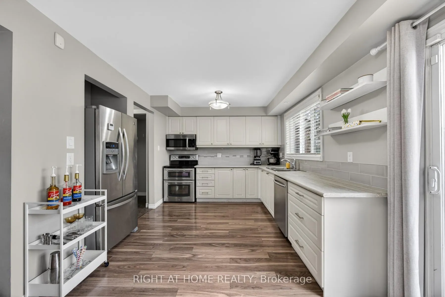 Photo 16 of 47 Woodward Crescent, Ajax, Central — HOMEH