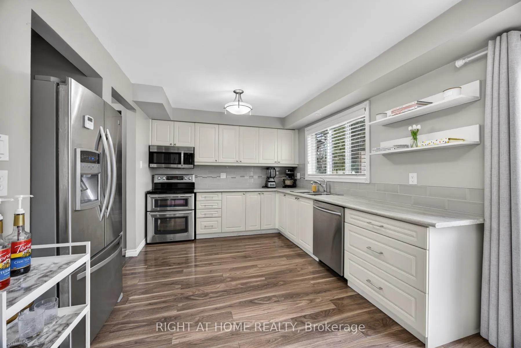 Photo 17 of 47 Woodward Crescent, Ajax, Central — HOMEH