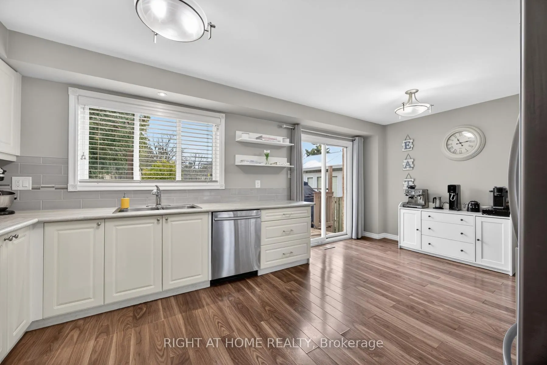 Photo 18 of 47 Woodward Crescent, Ajax, Central — HOMEH