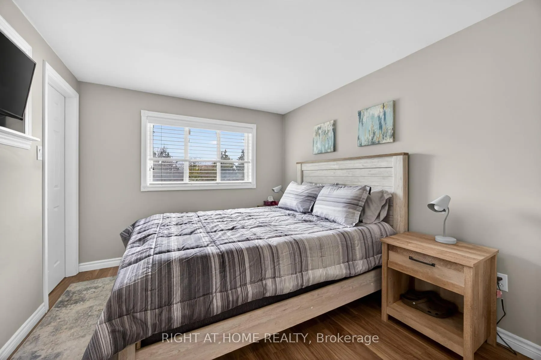 Photo 25 of 47 Woodward Crescent, Ajax, Central — HOMEH
