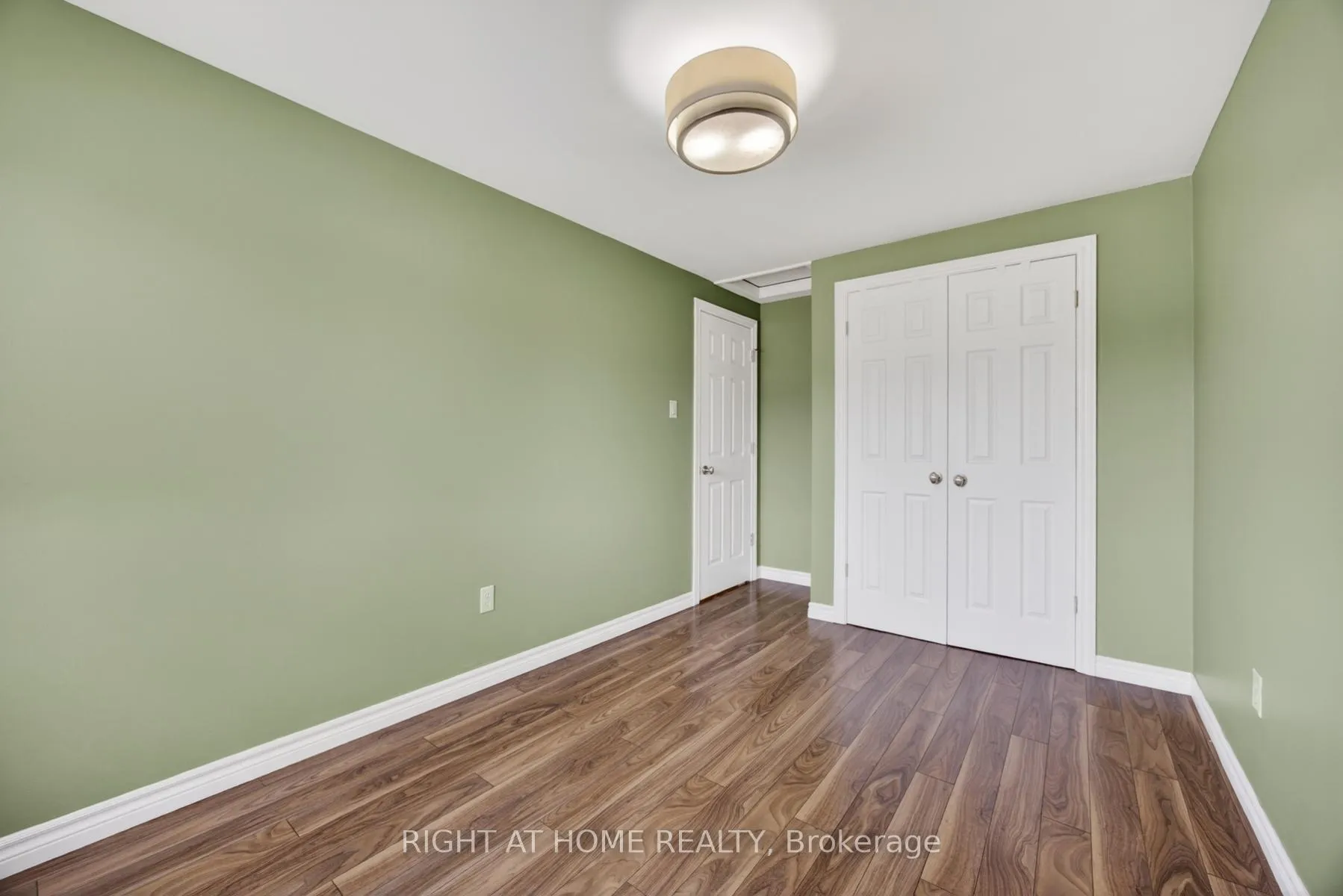 Photo 30 of 47 Woodward Crescent, Ajax, Central — HOMEH