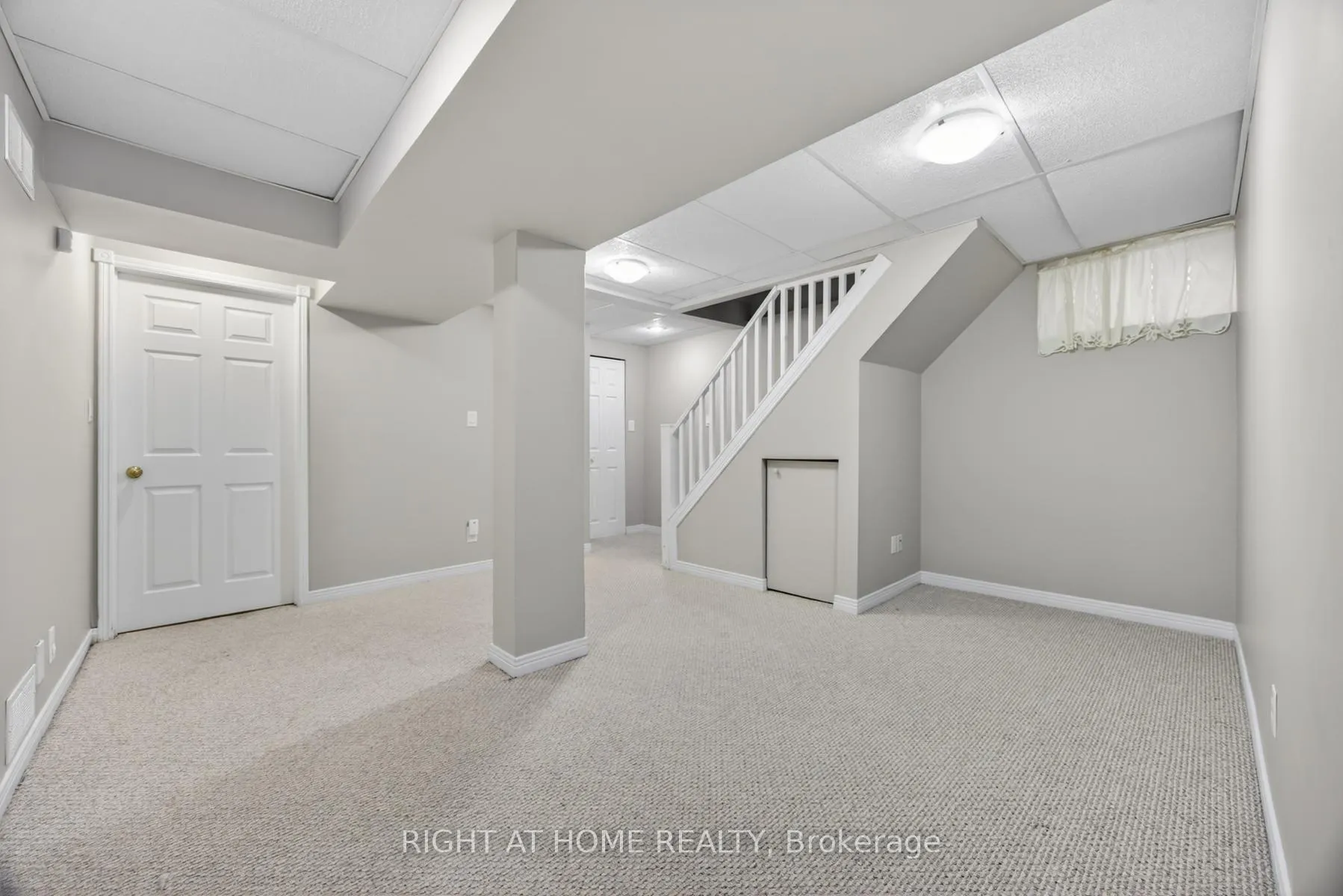 Photo 34 of 47 Woodward Crescent, Ajax, Central — HOMEH