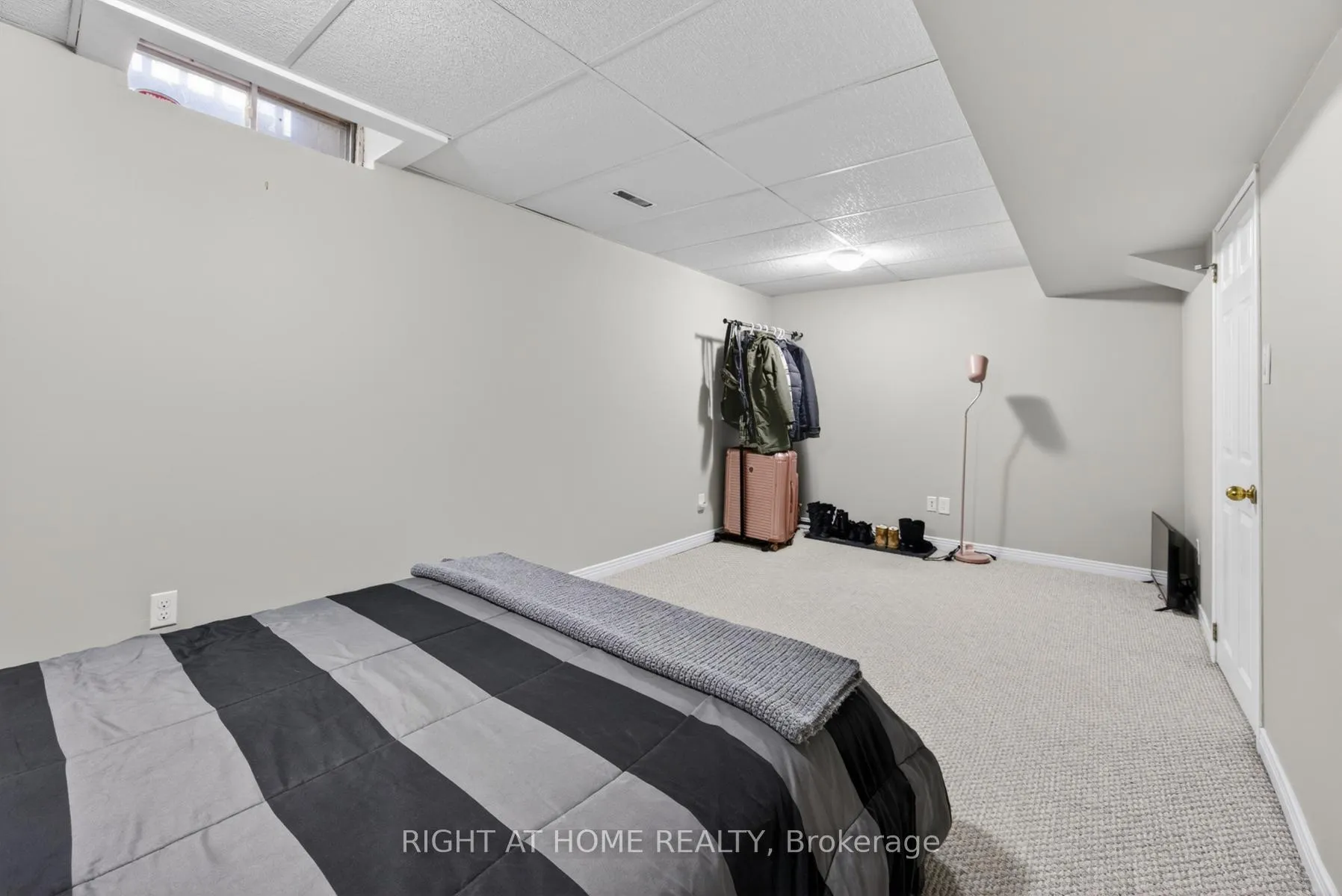 Photo 36 of 47 Woodward Crescent, Ajax, Central — HOMEH