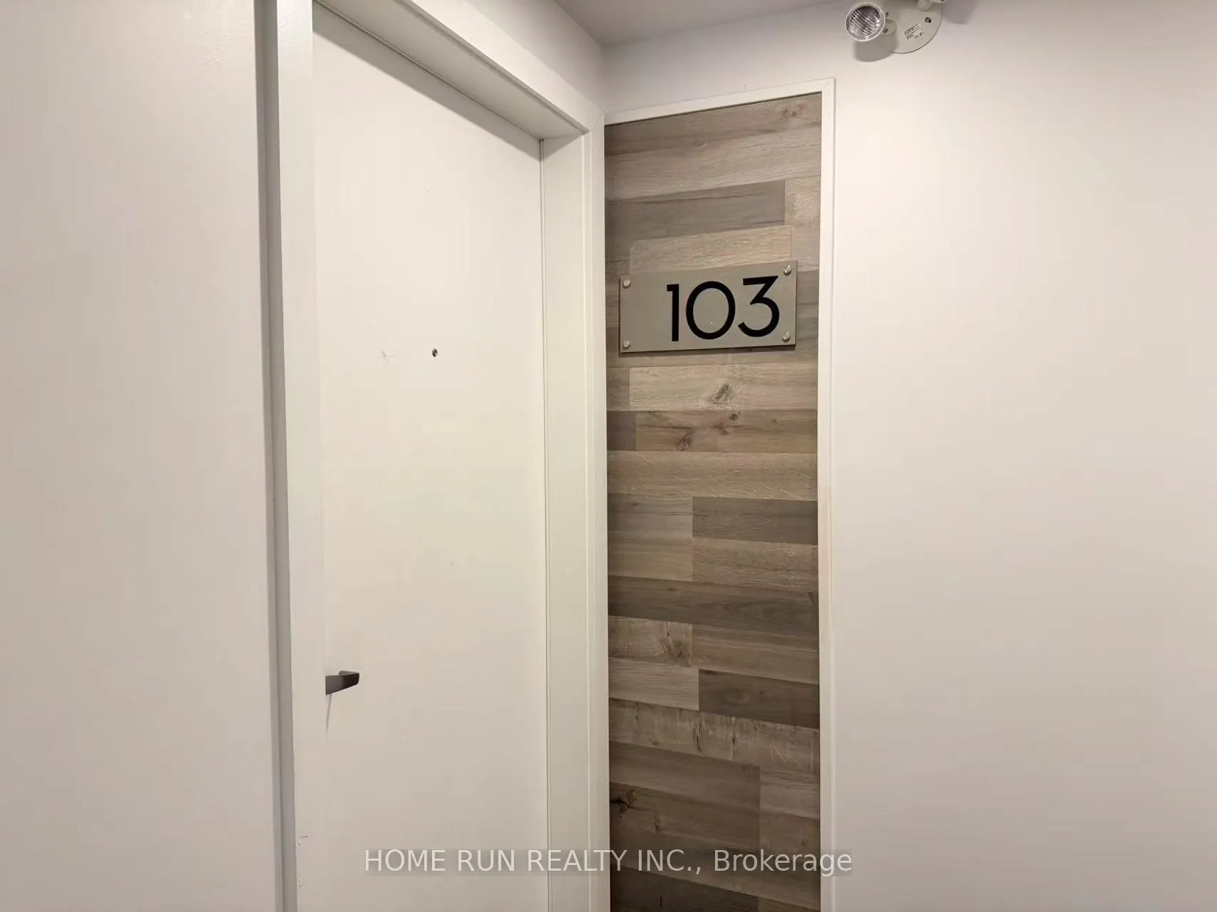 Photo 3 of Unit 103, 22 Perkins Street, Ottawa, West Centre Town — HOMEH