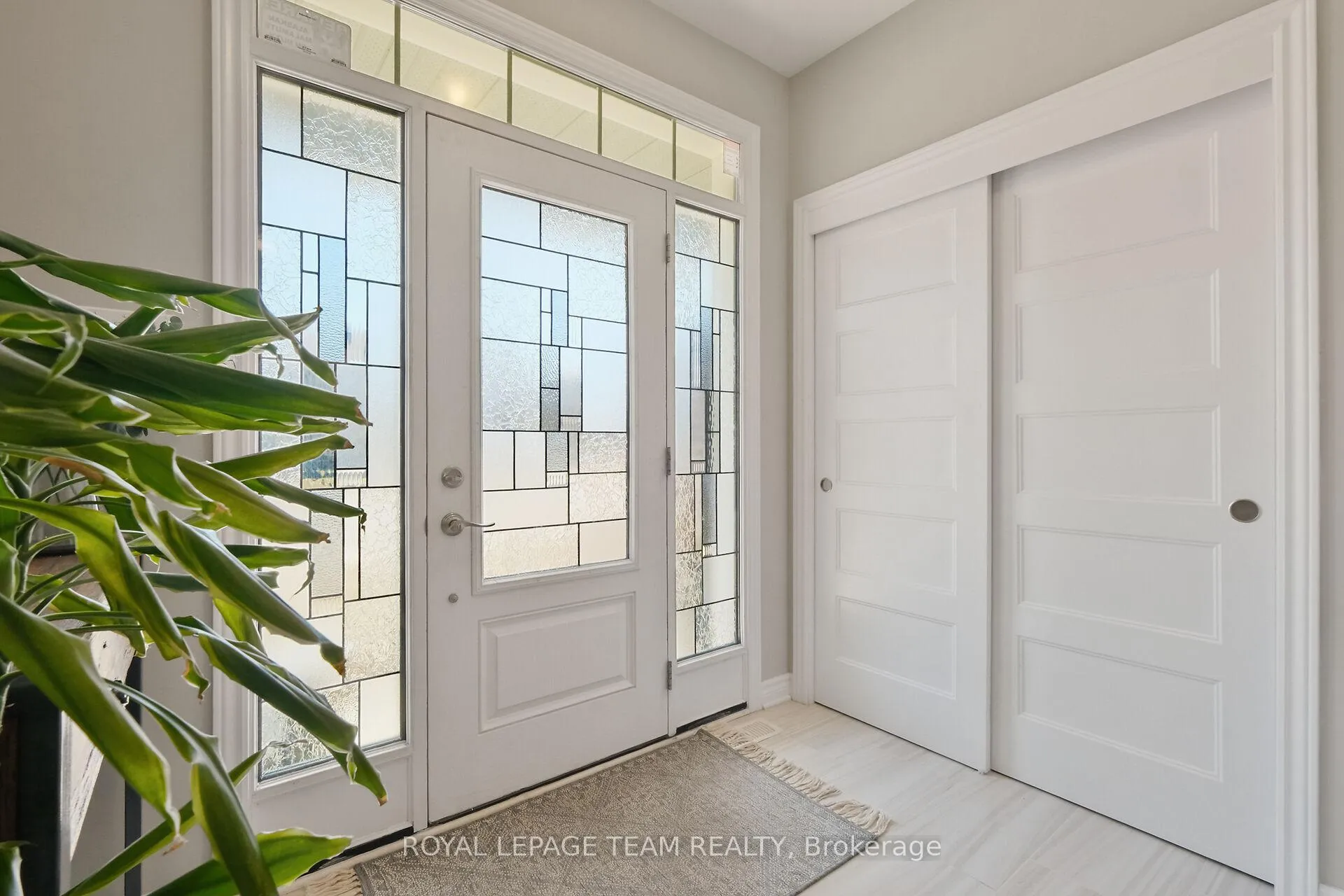 Photo 6 of 194 Kimpton Drive, Ottawa, Stittsville (North) — HOMEH
