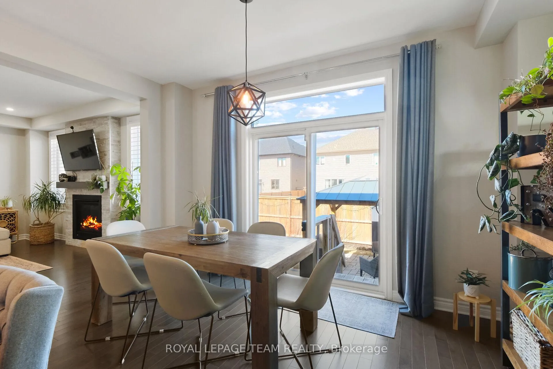 Photo 17 of 194 Kimpton Drive, Ottawa, Stittsville (North) — HOMEH