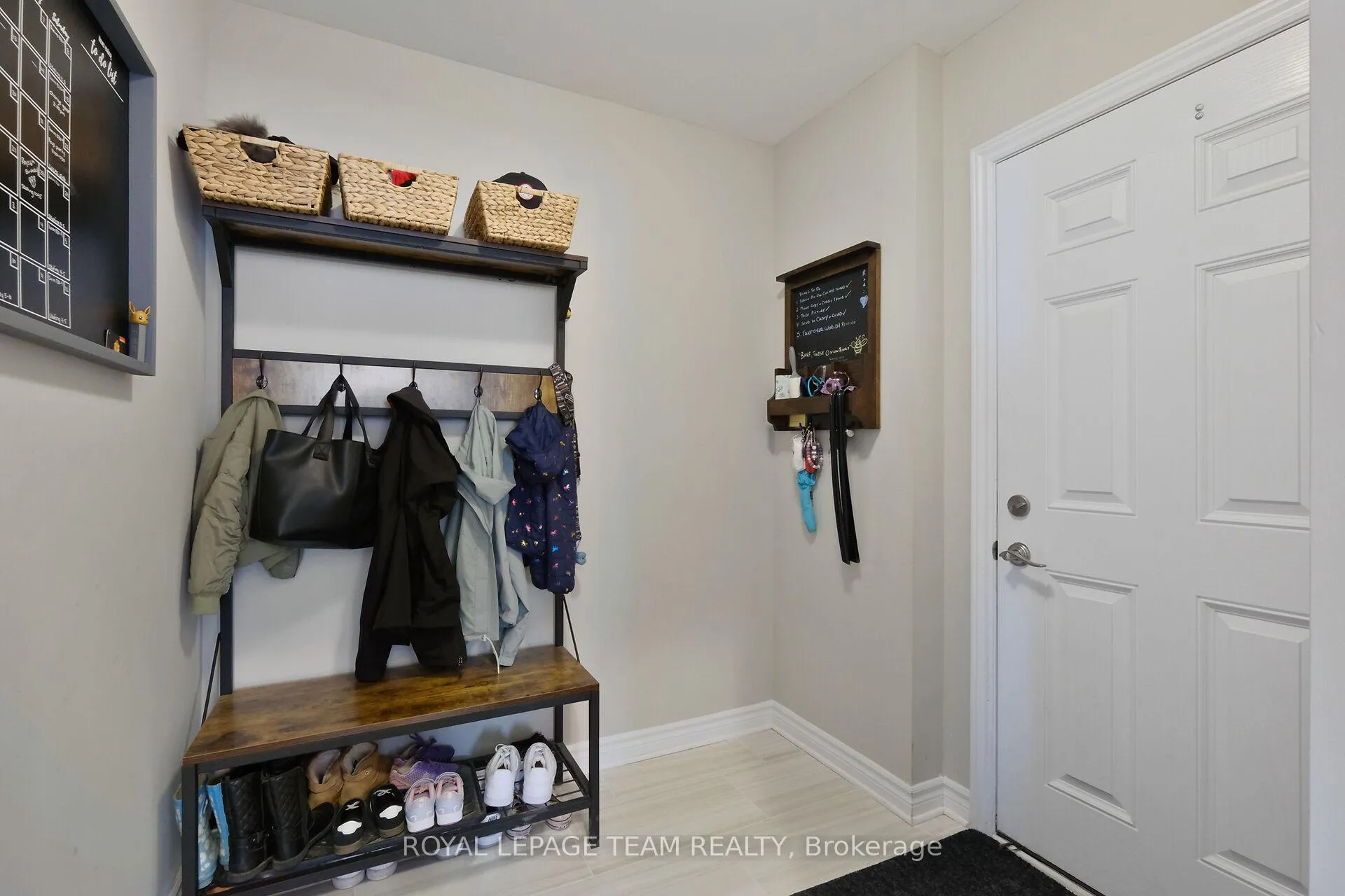 Photo 25 of 194 Kimpton Drive, Ottawa, Stittsville (North) — HOMEH