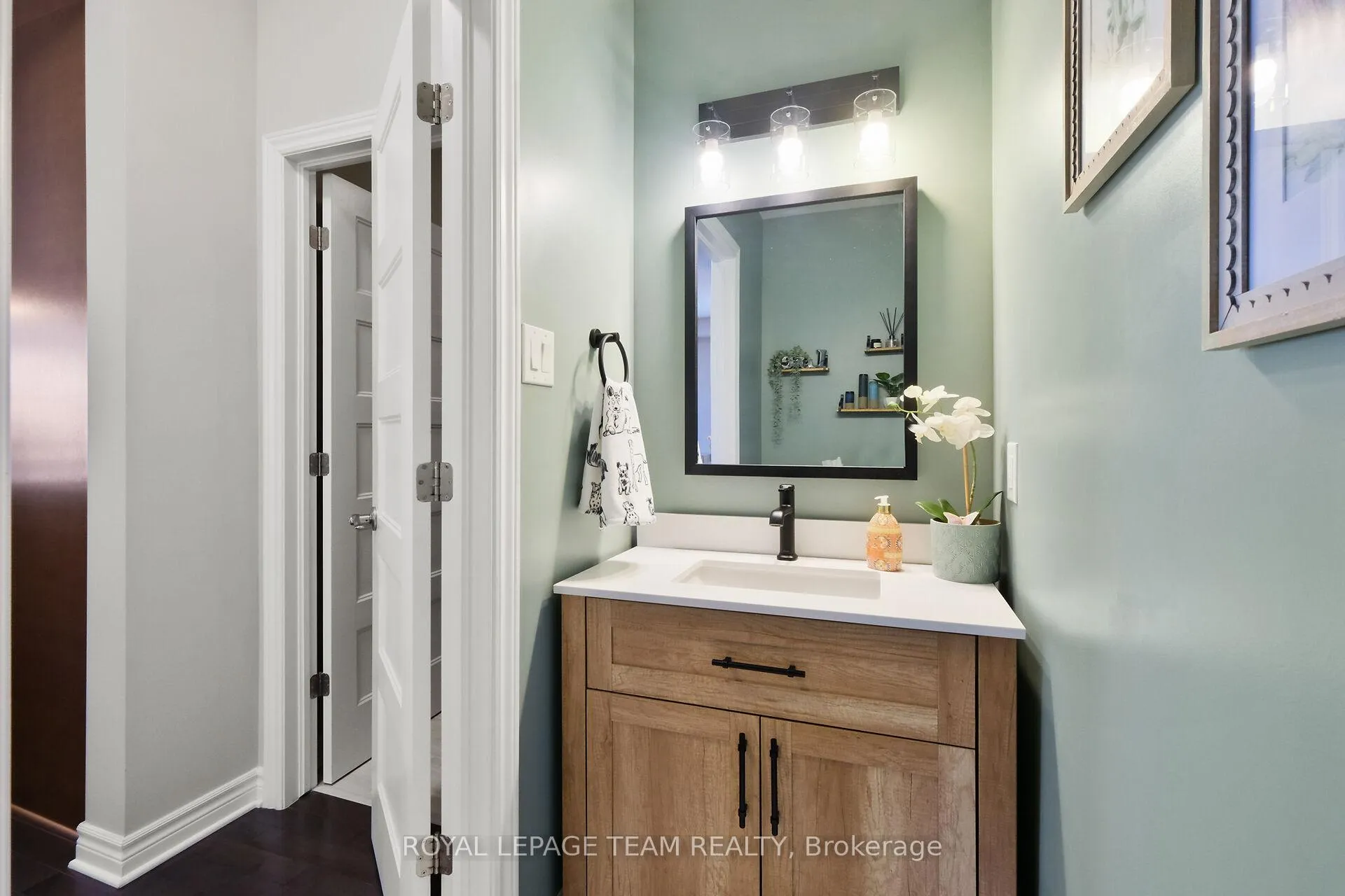 Photo 26 of 194 Kimpton Drive, Ottawa, Stittsville (North) — HOMEH