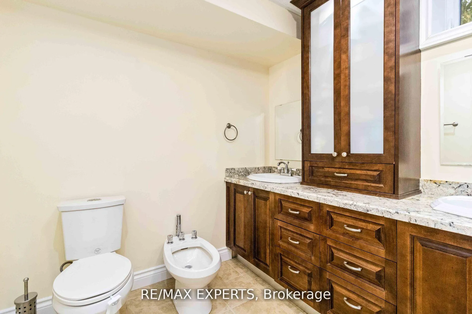 Photo 34 of 20 Leonard Road, King, Schomberg — HOMEH