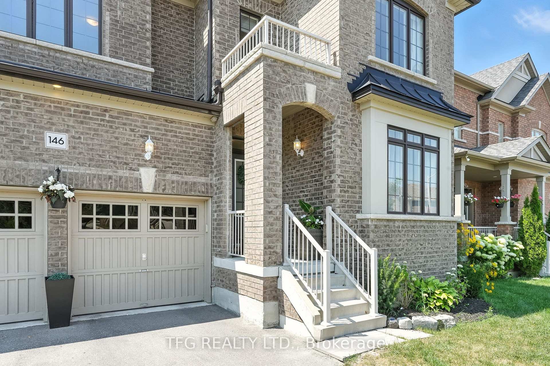 Photo 3 of 146 Crombie Street, Clarington, Bowmanville — HOMEH