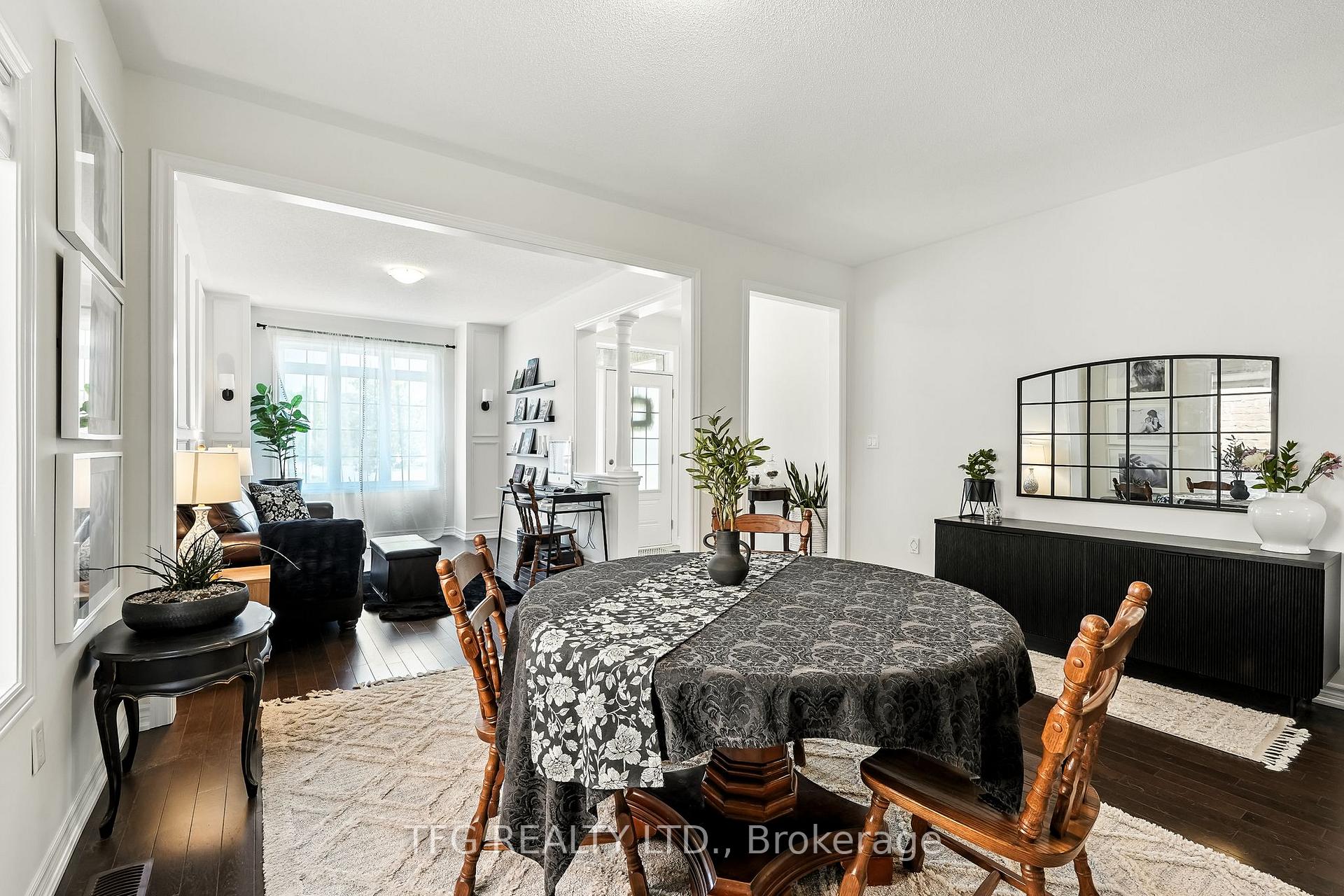 Photo 11 of 146 Crombie Street, Clarington, Bowmanville — HOMEH
